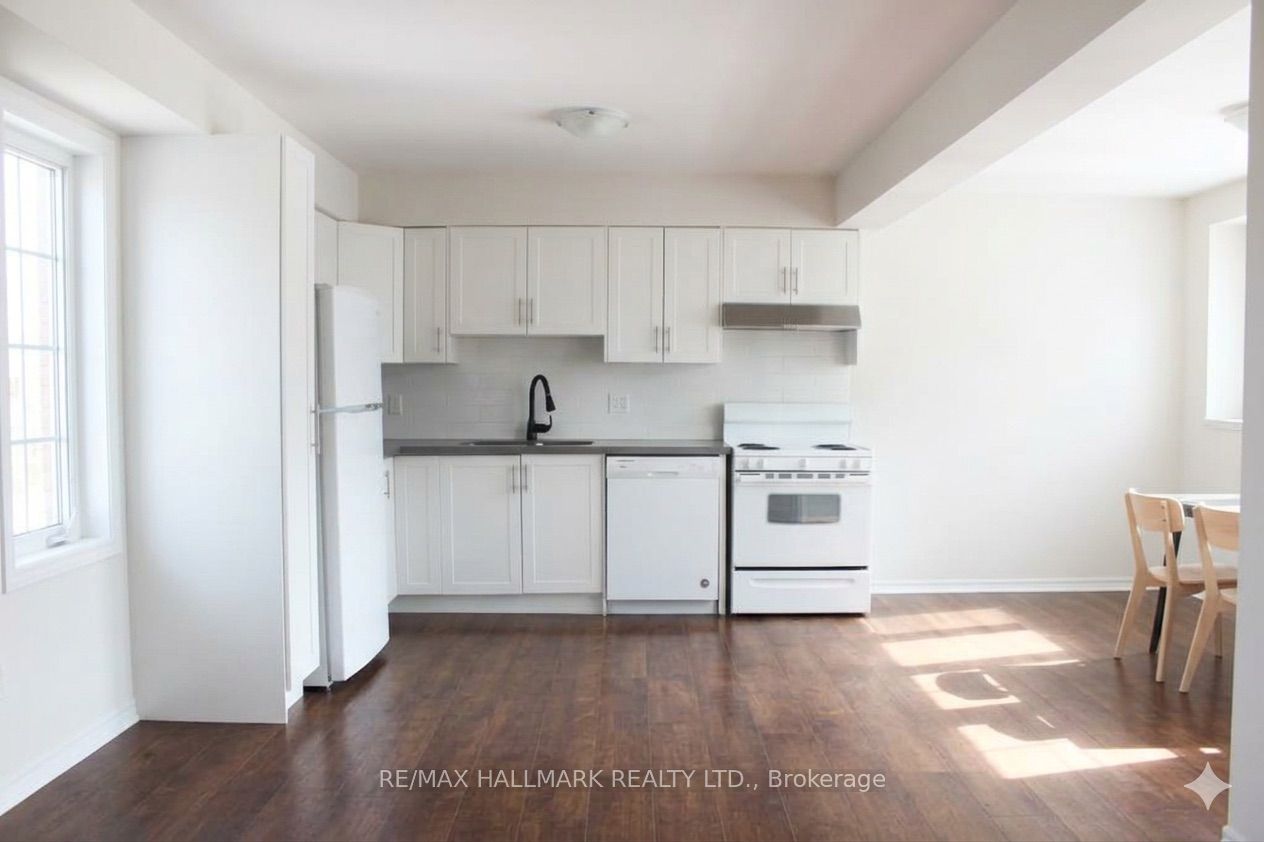 222 Broadway Avenue Property Photo 6