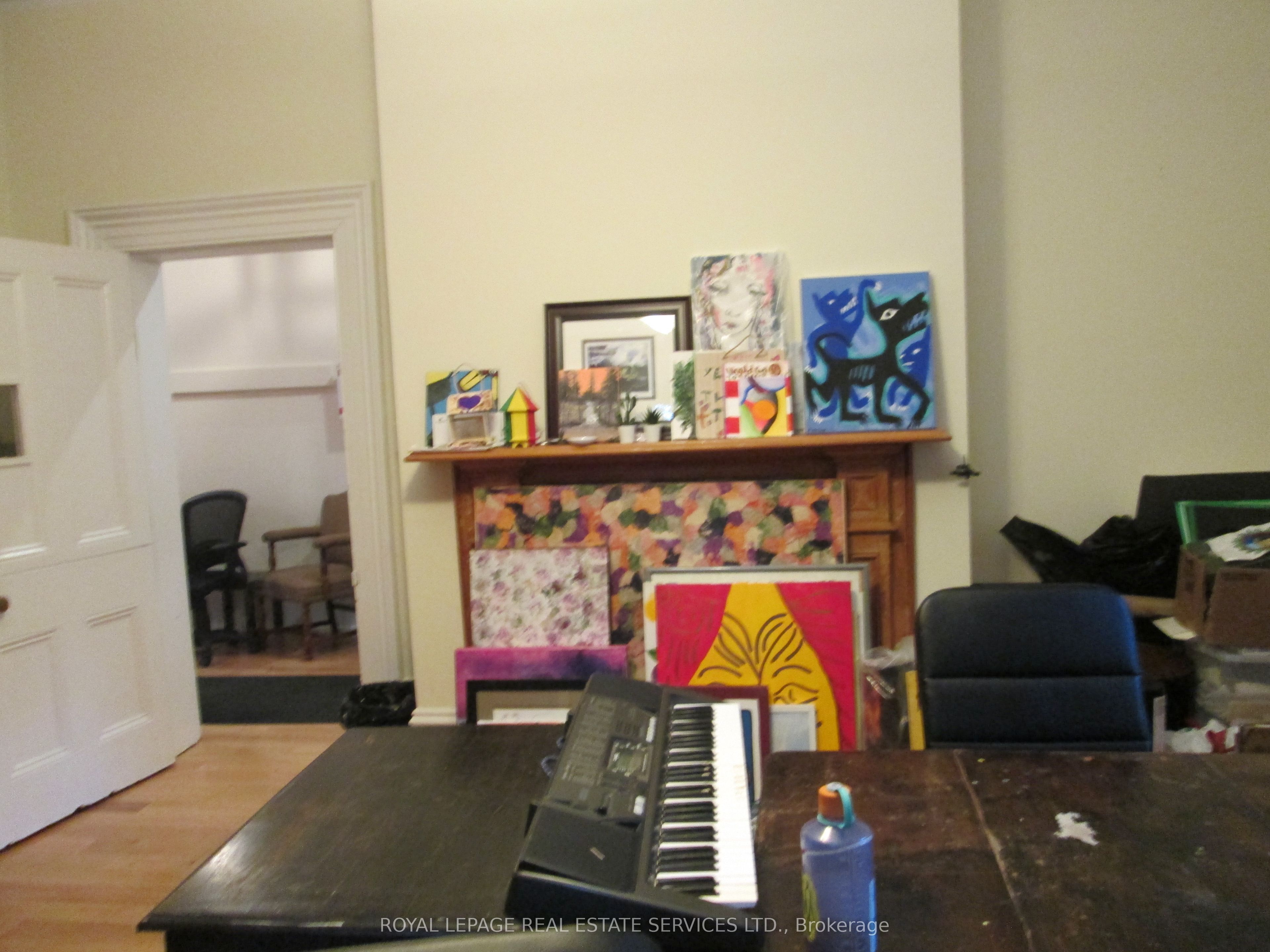 10 Trinity Square Property Photo 5