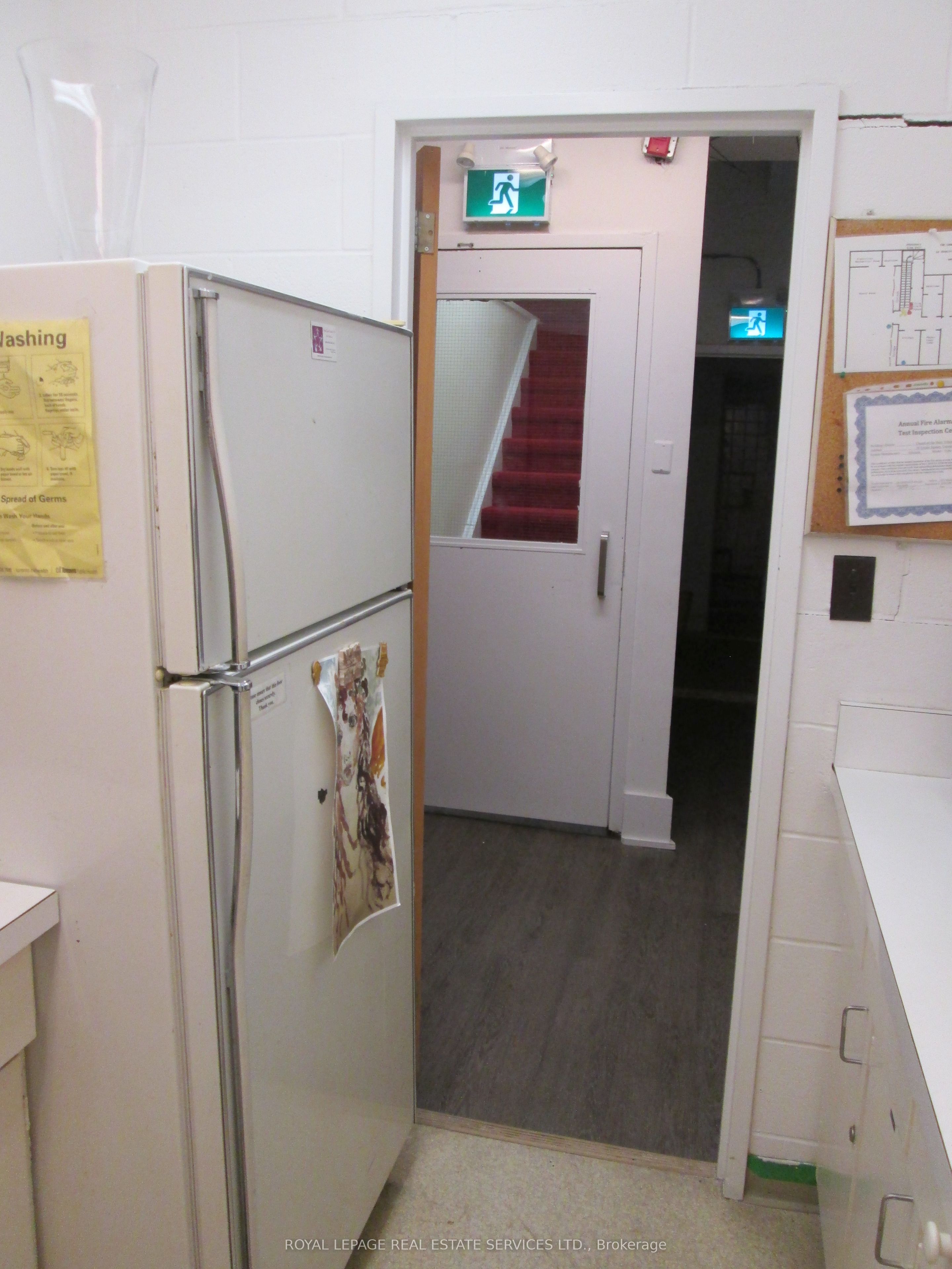 10 Trinity Square Property Photo 10