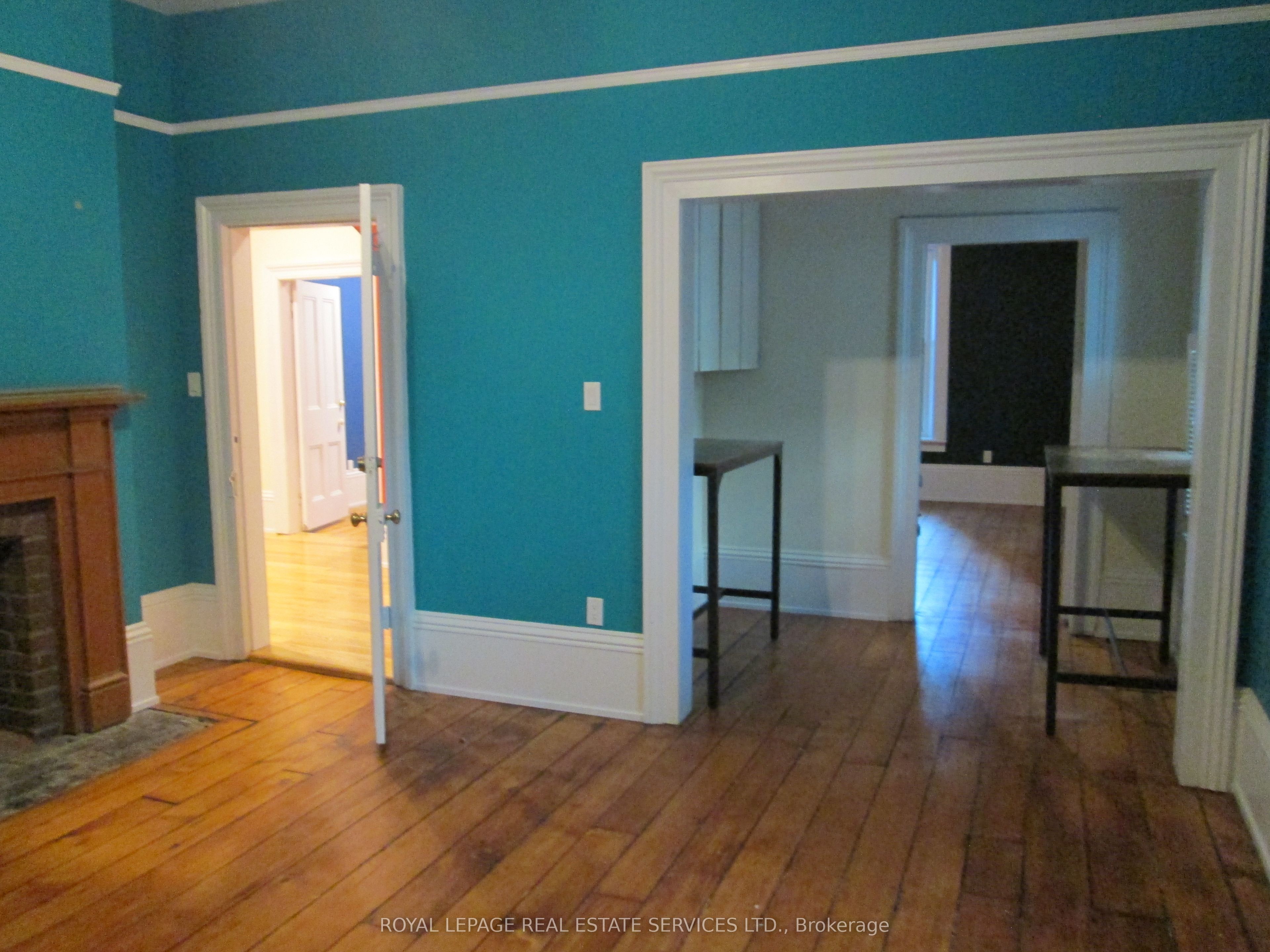 10 Trinity Square Property Photo 12