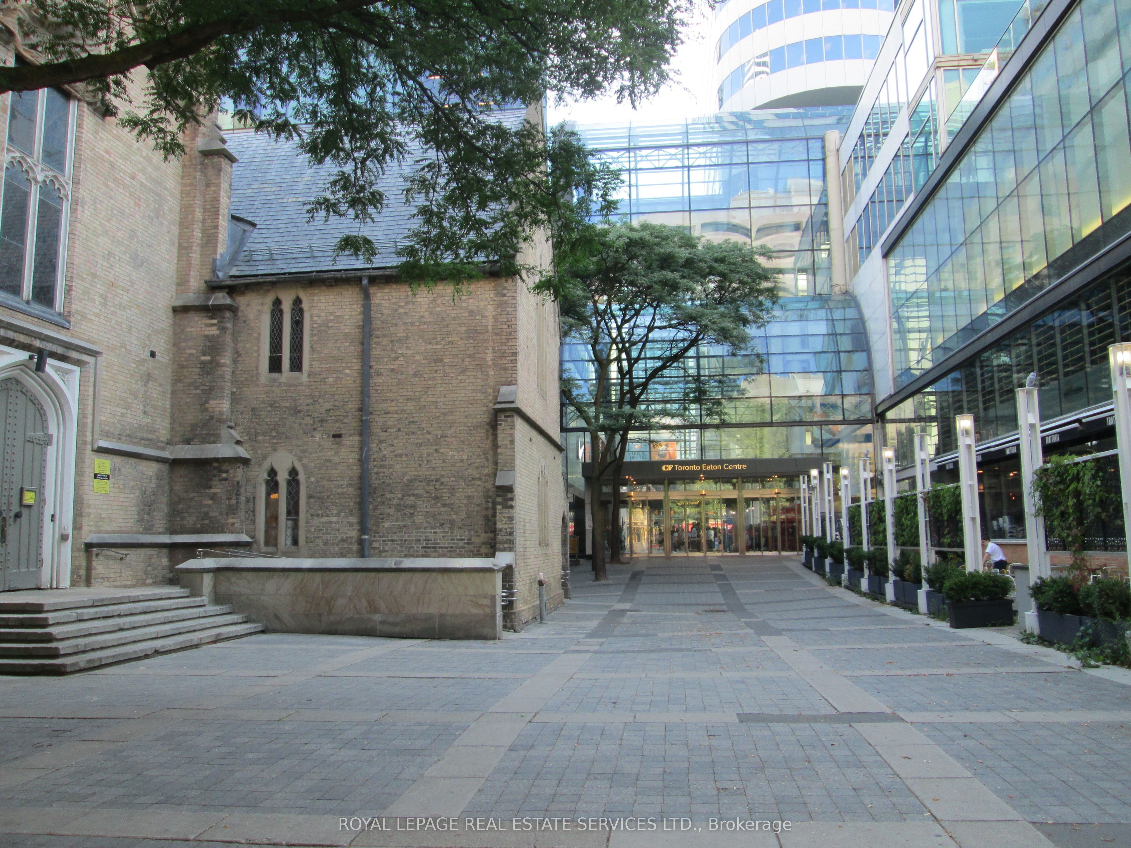 10 Trinity Square Property Photo 25