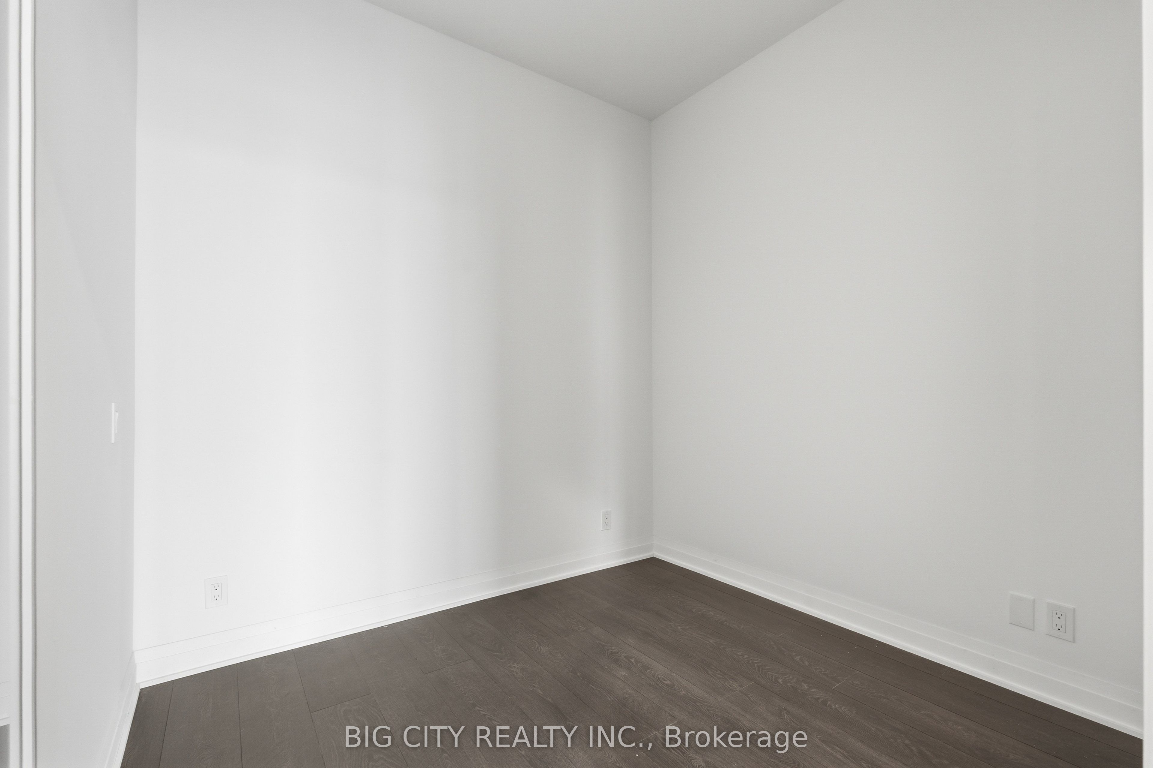 25 Frederick Todd Way 1001 Property Photo 12