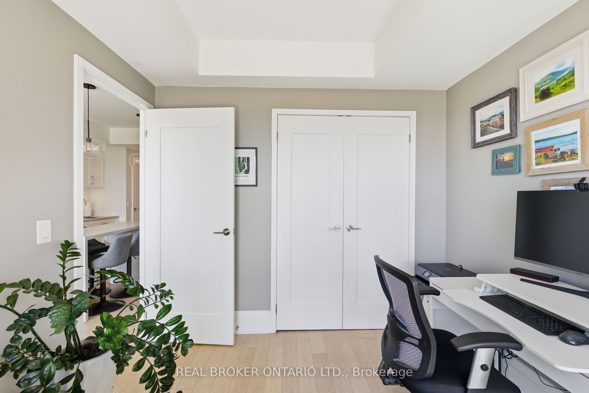 25 Malcolm Road 606 Property Photo 11