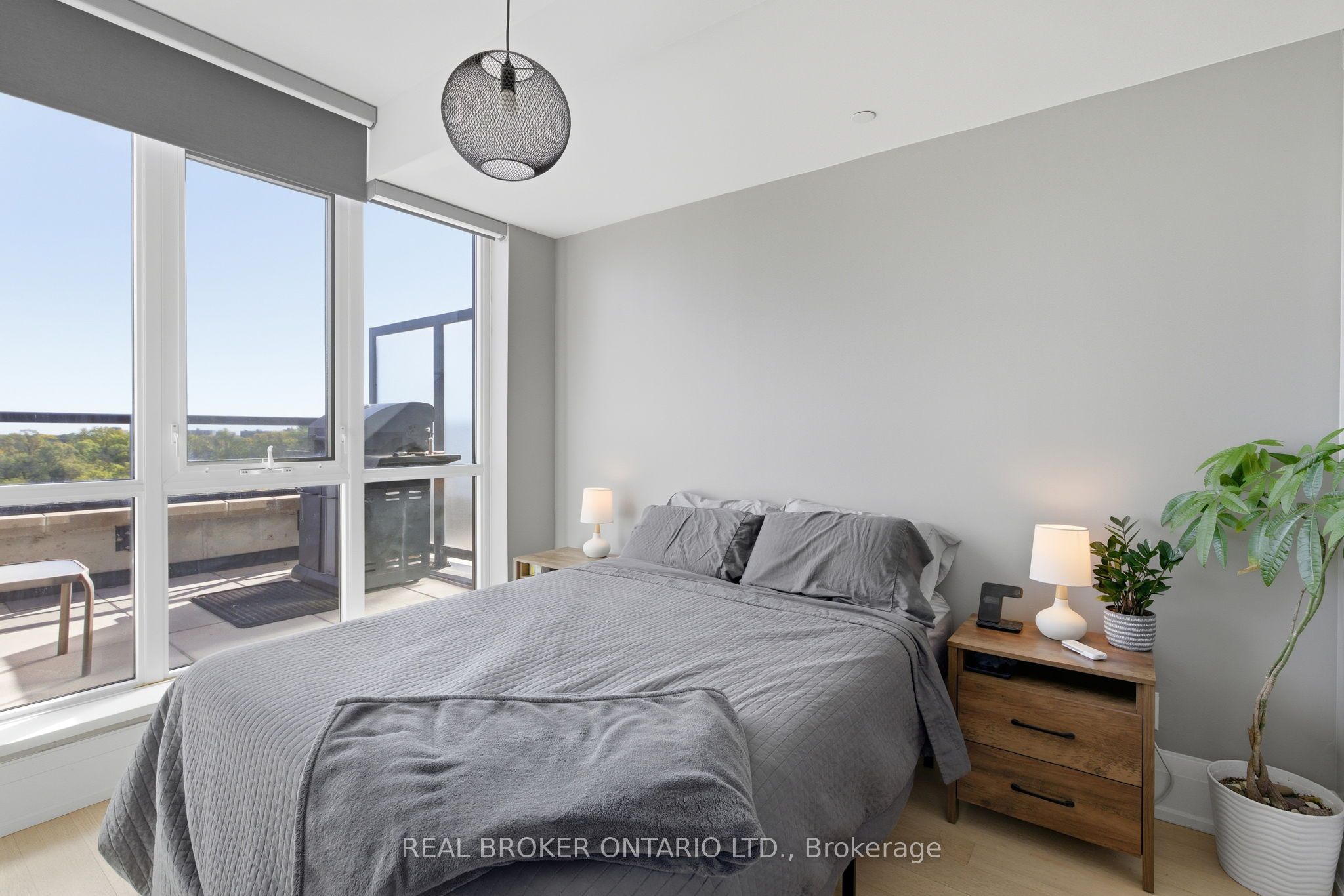 25 Malcolm Road 606 Property Photo 13