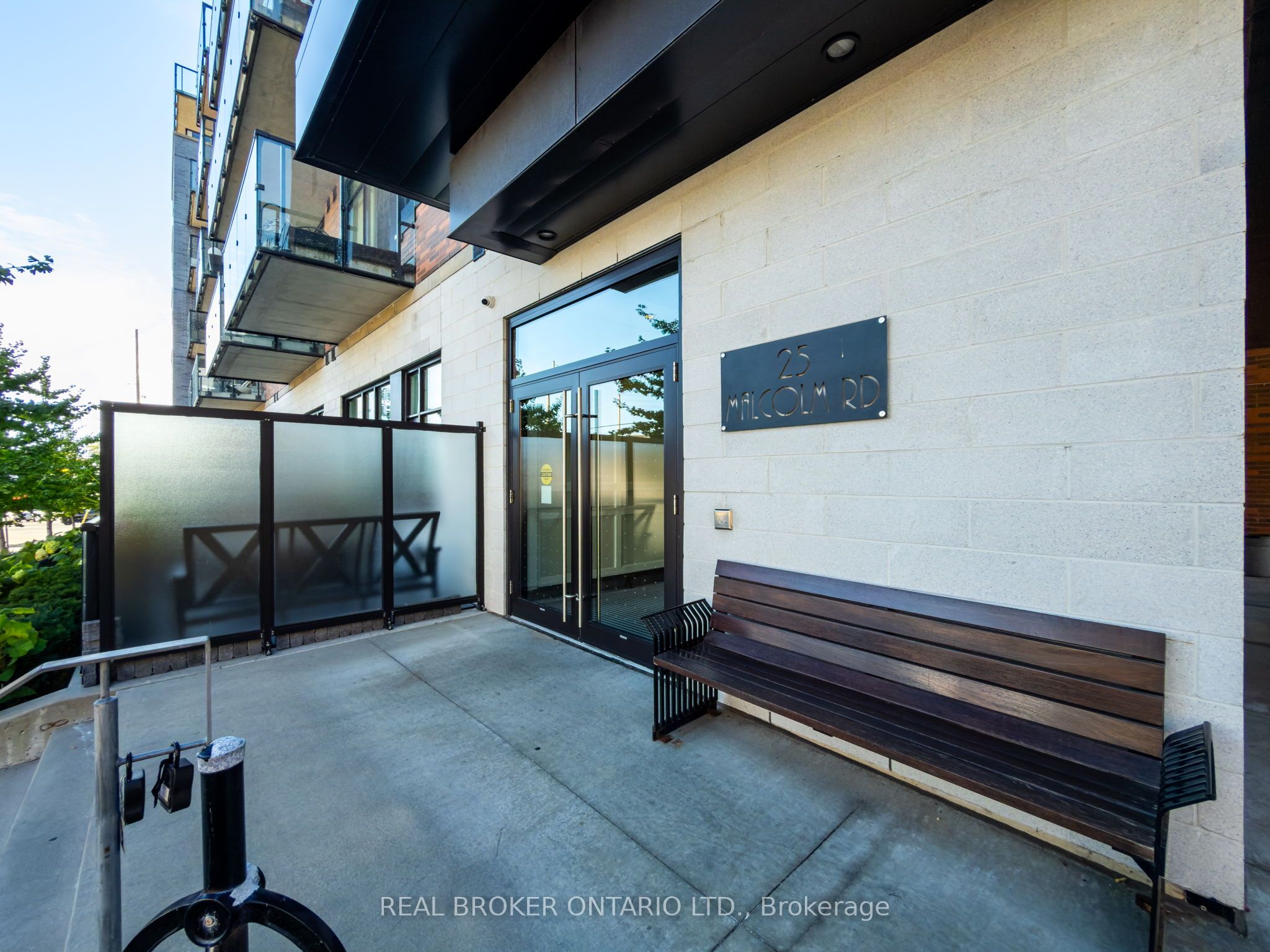 25 Malcolm Road 606 Property Photo 26