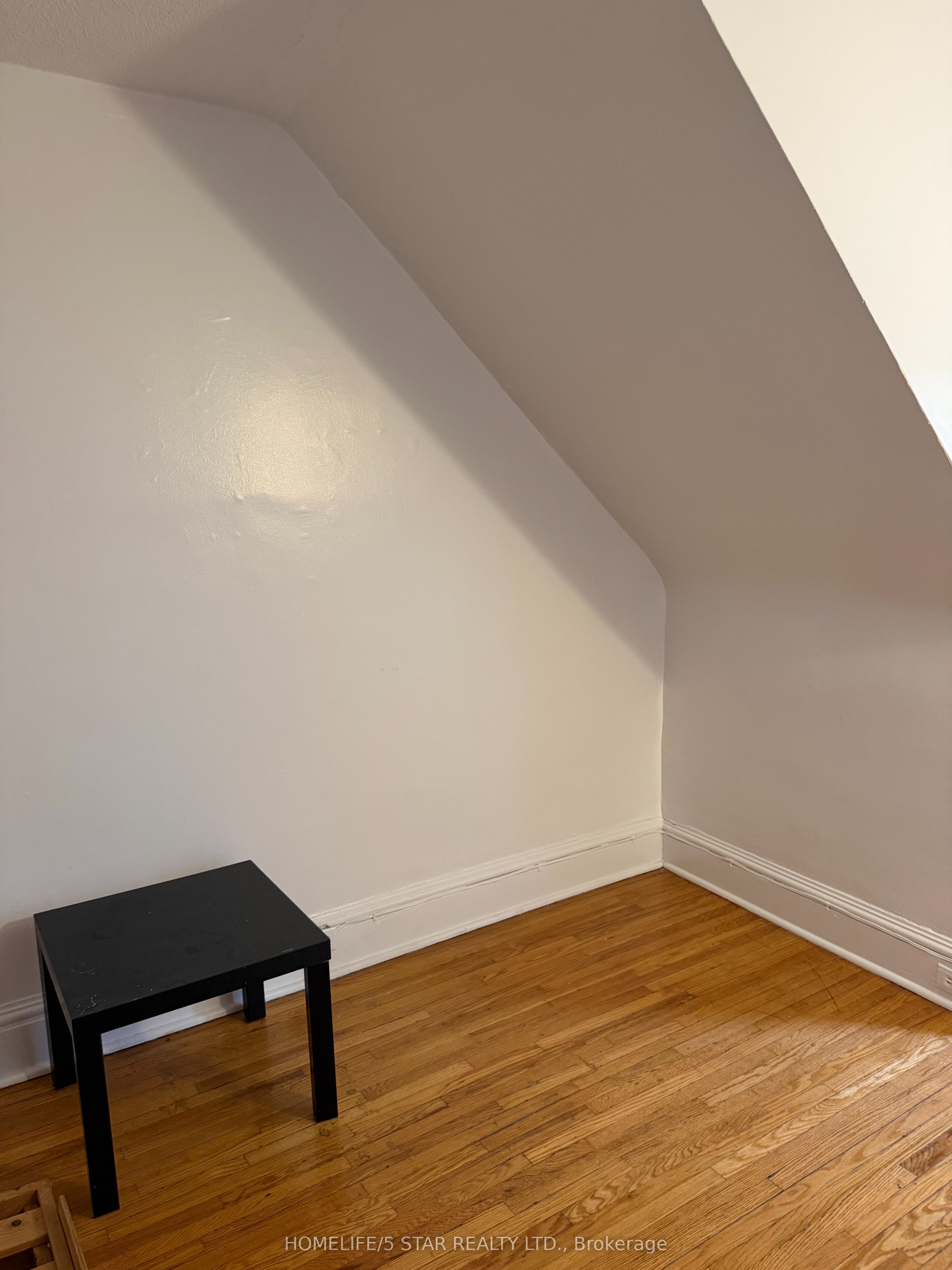 743 Euclid Avenue Apt 2 Property Photo 20