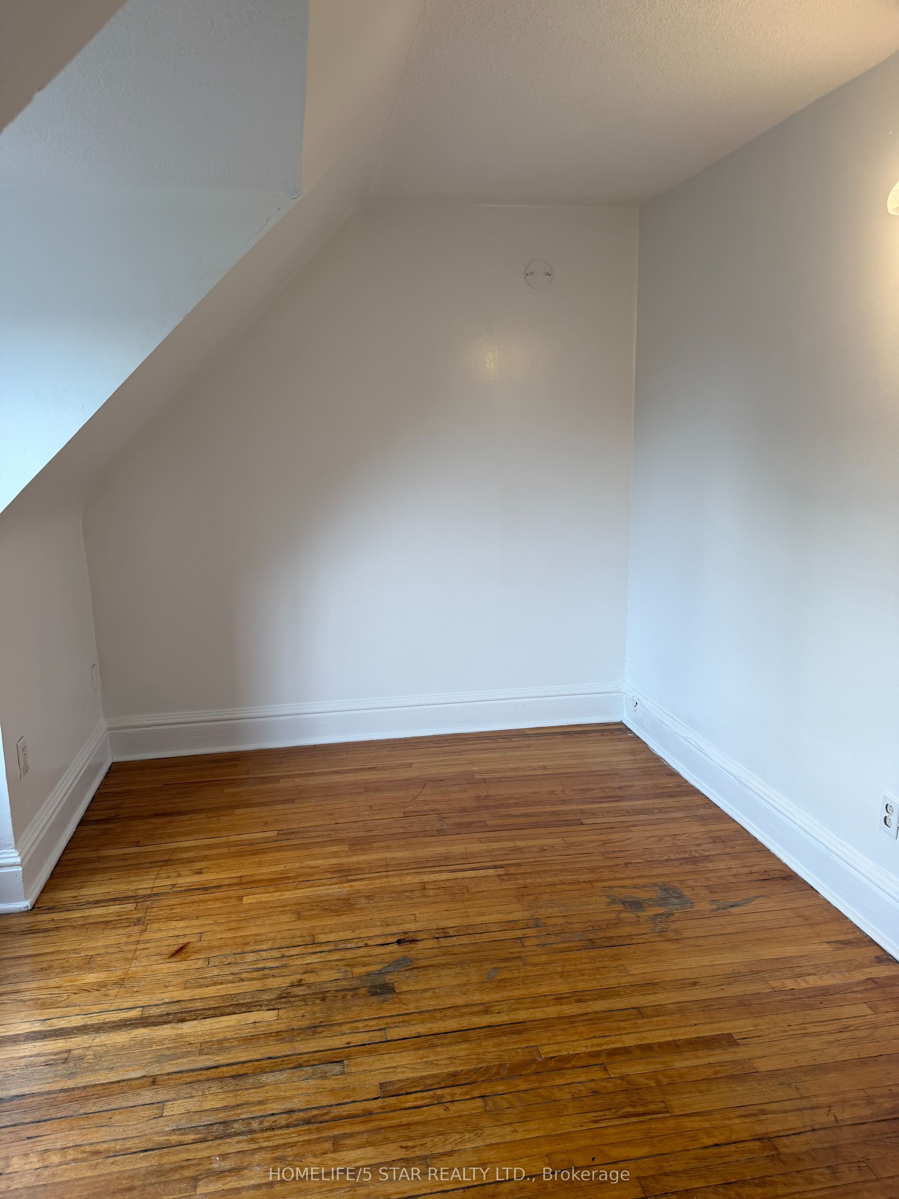 743 Euclid Avenue Apt 2 Property Photo 23