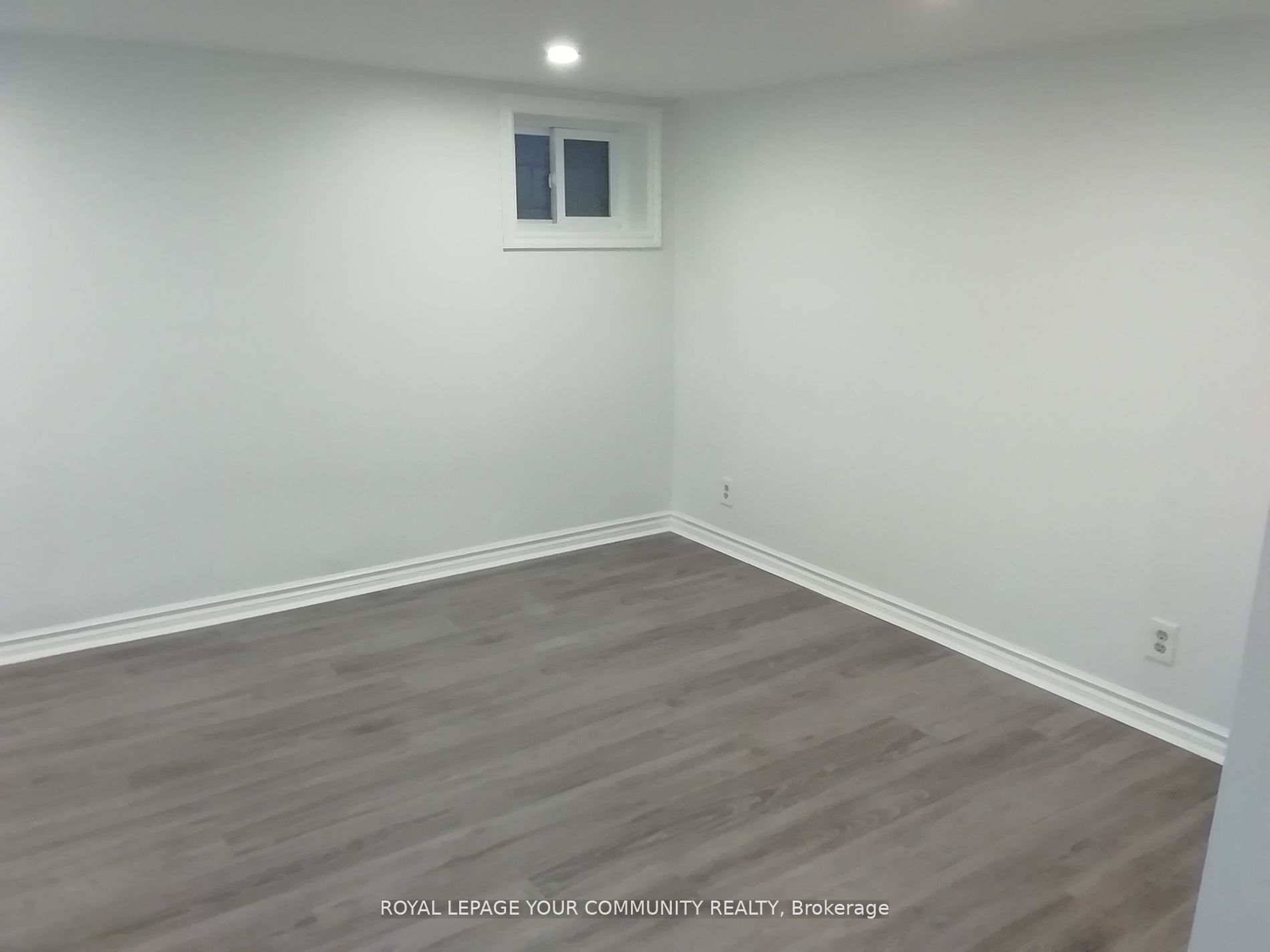 10 Ulster Street Lower Property Photo 10