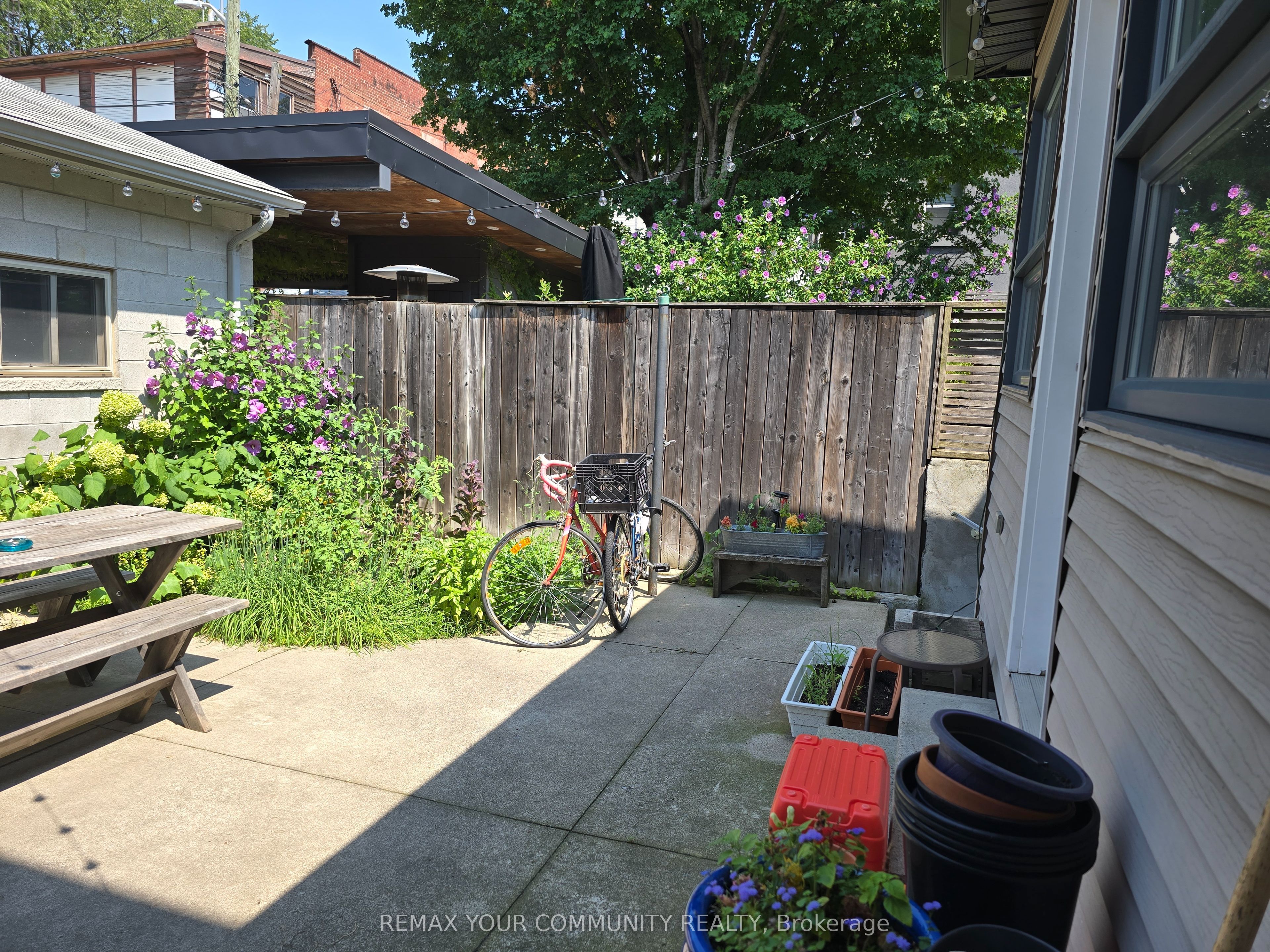 10 Ulster Street Lower Property Photo 16