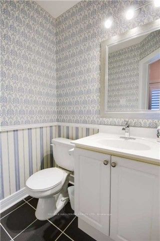 24 Glendora Avenue Property Photo 16