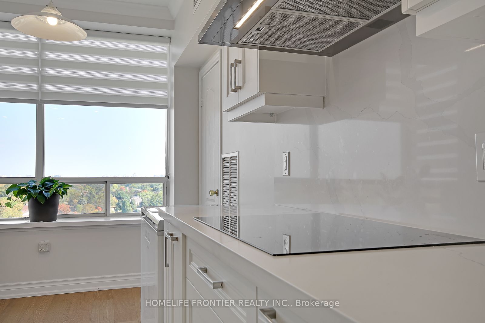 88 Grandview Way Ph12 Property Photo 7