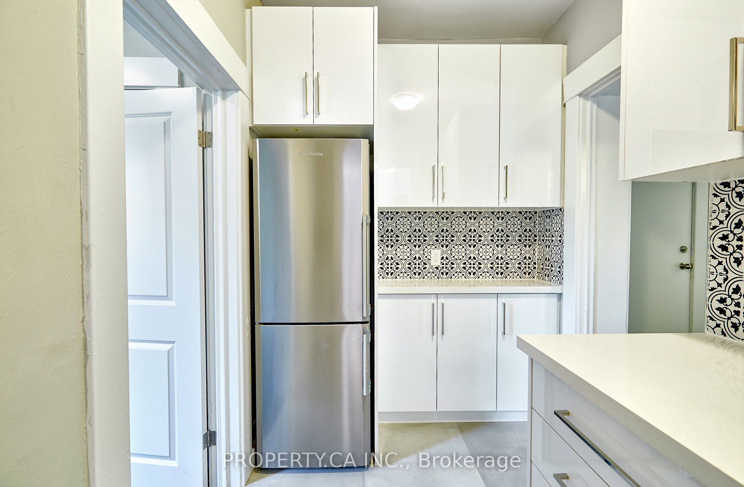 345 Gladstone Avenue Property Photo 13