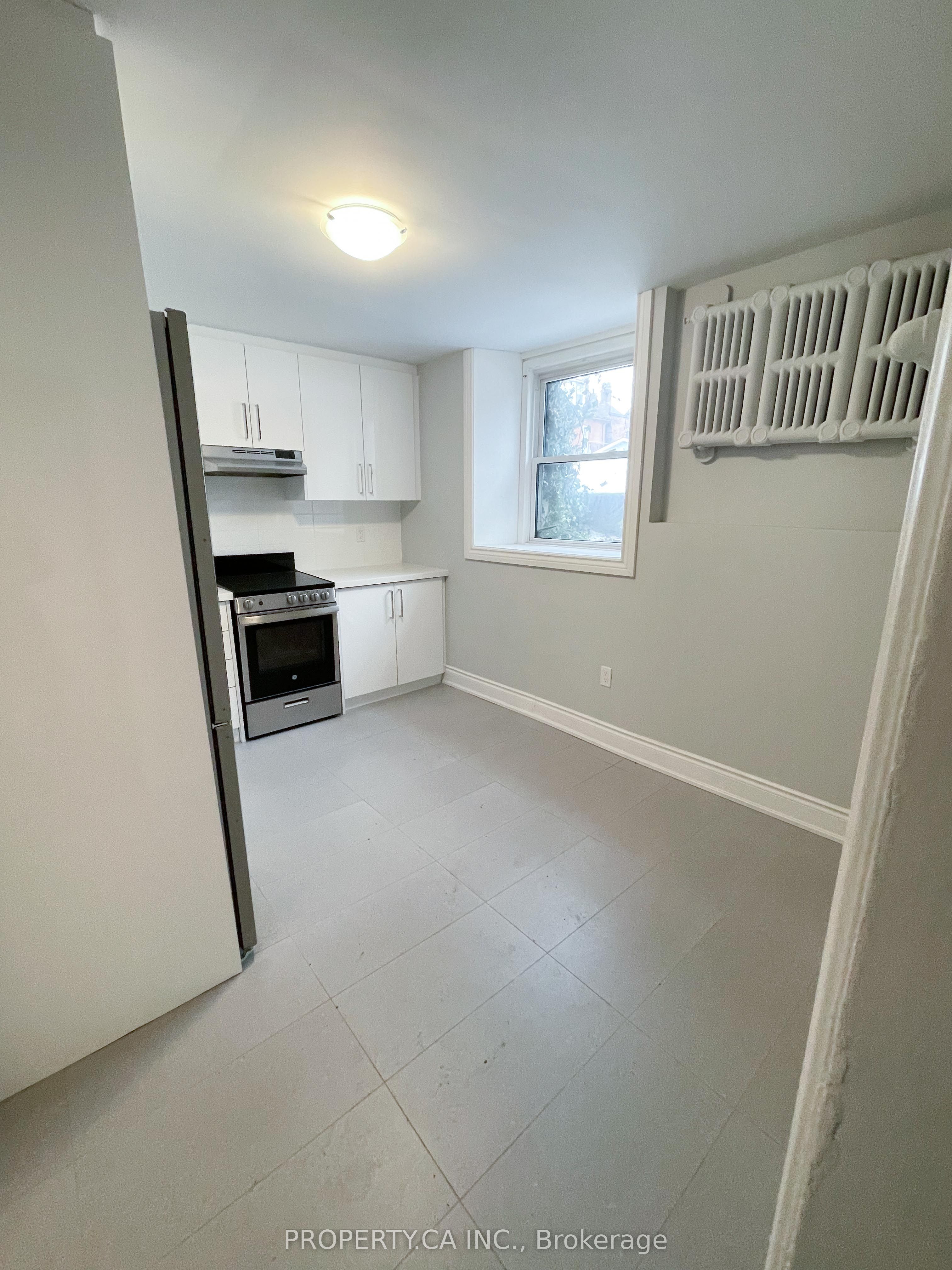 345 Gladstone Avenue Property Photo 21