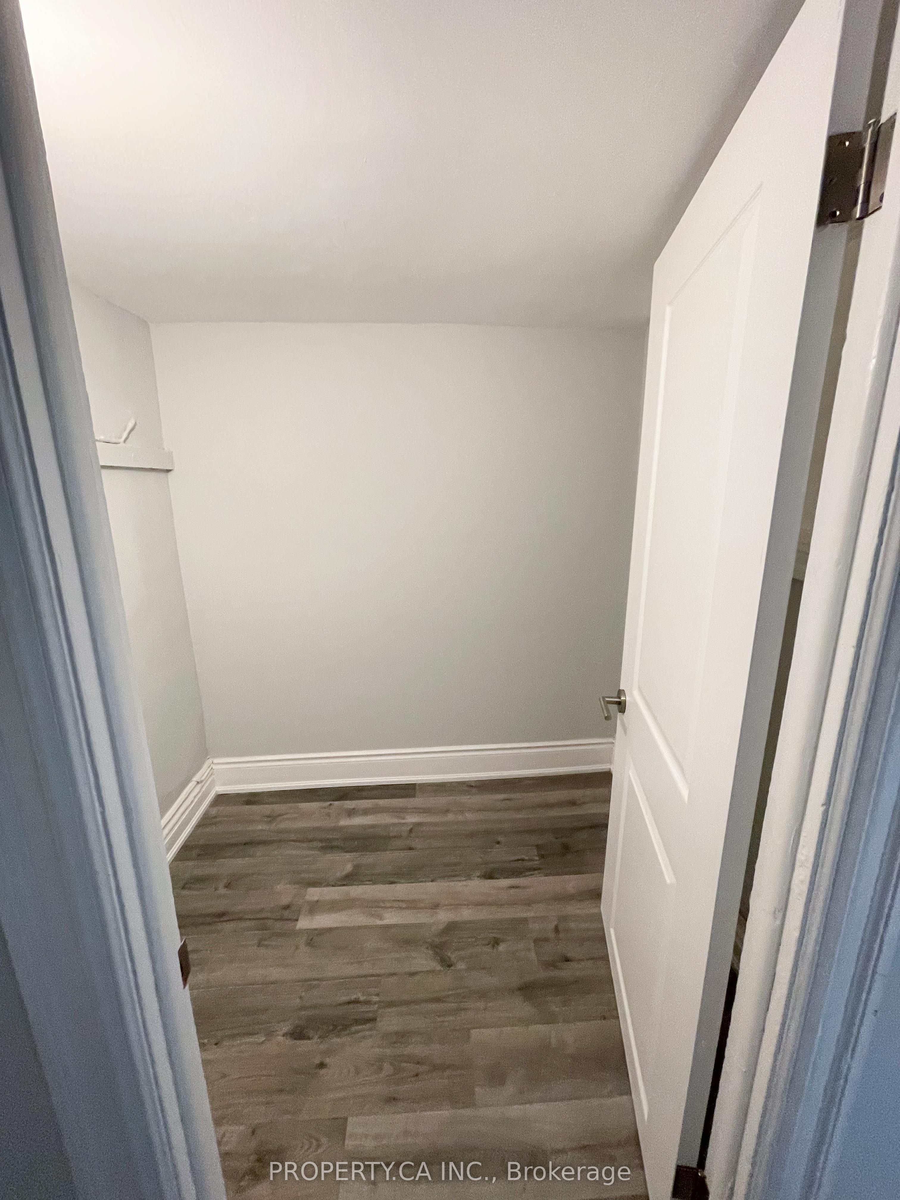345 Gladstone Avenue Property Photo 24