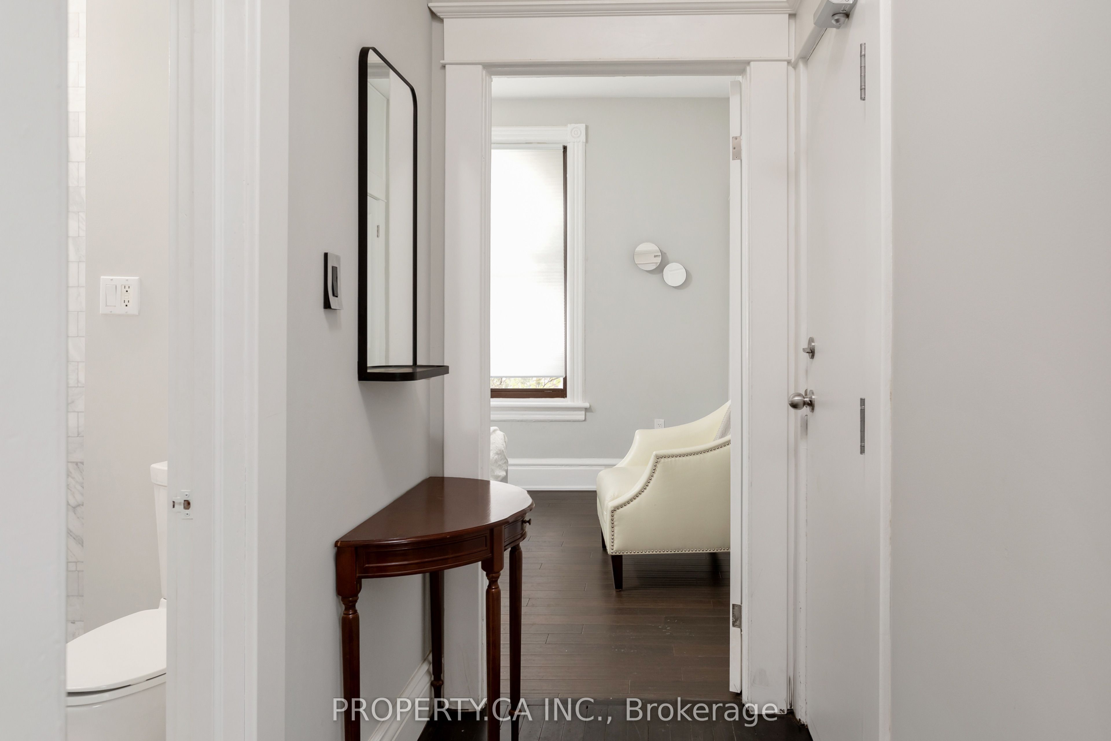 345 Gladstone Avenue Property Photo 39