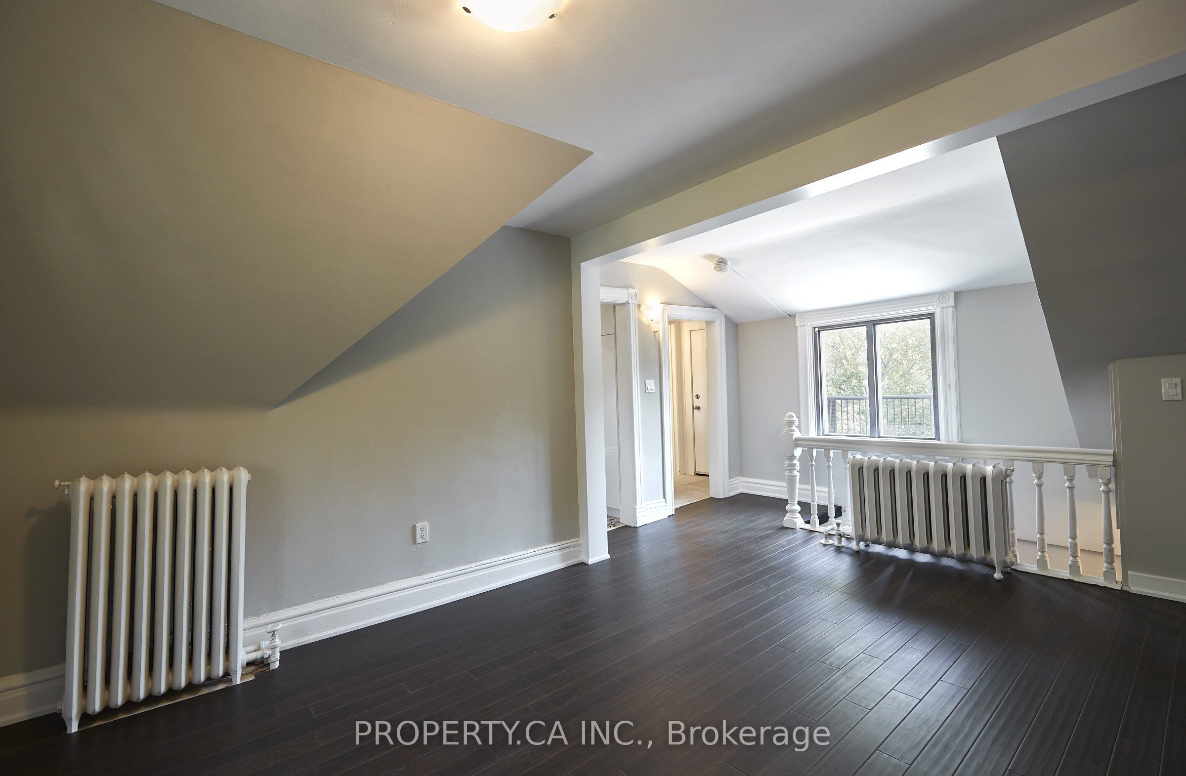 345 Gladstone Avenue Property Photo 45