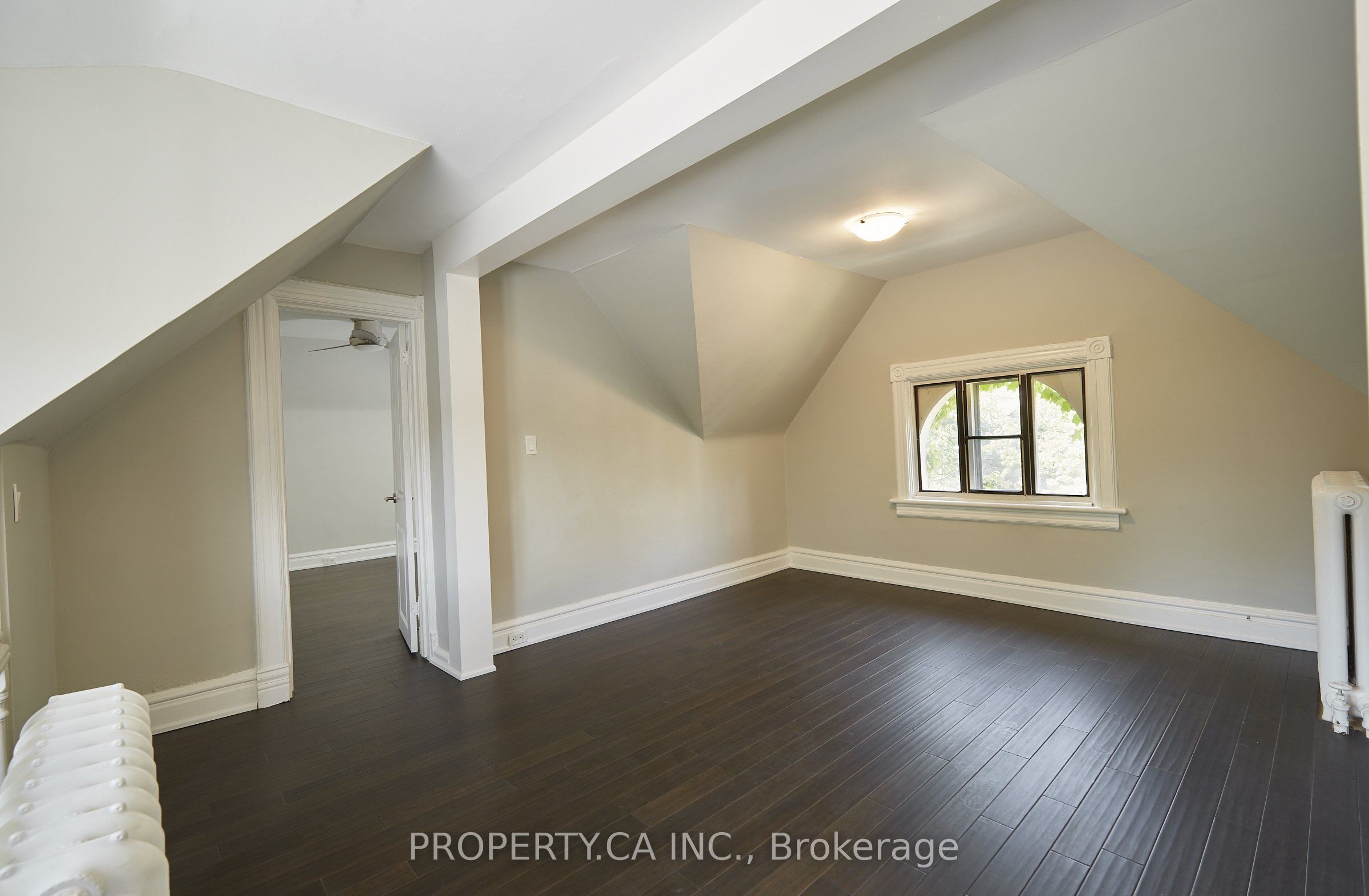 345 Gladstone Avenue Property Photo 47