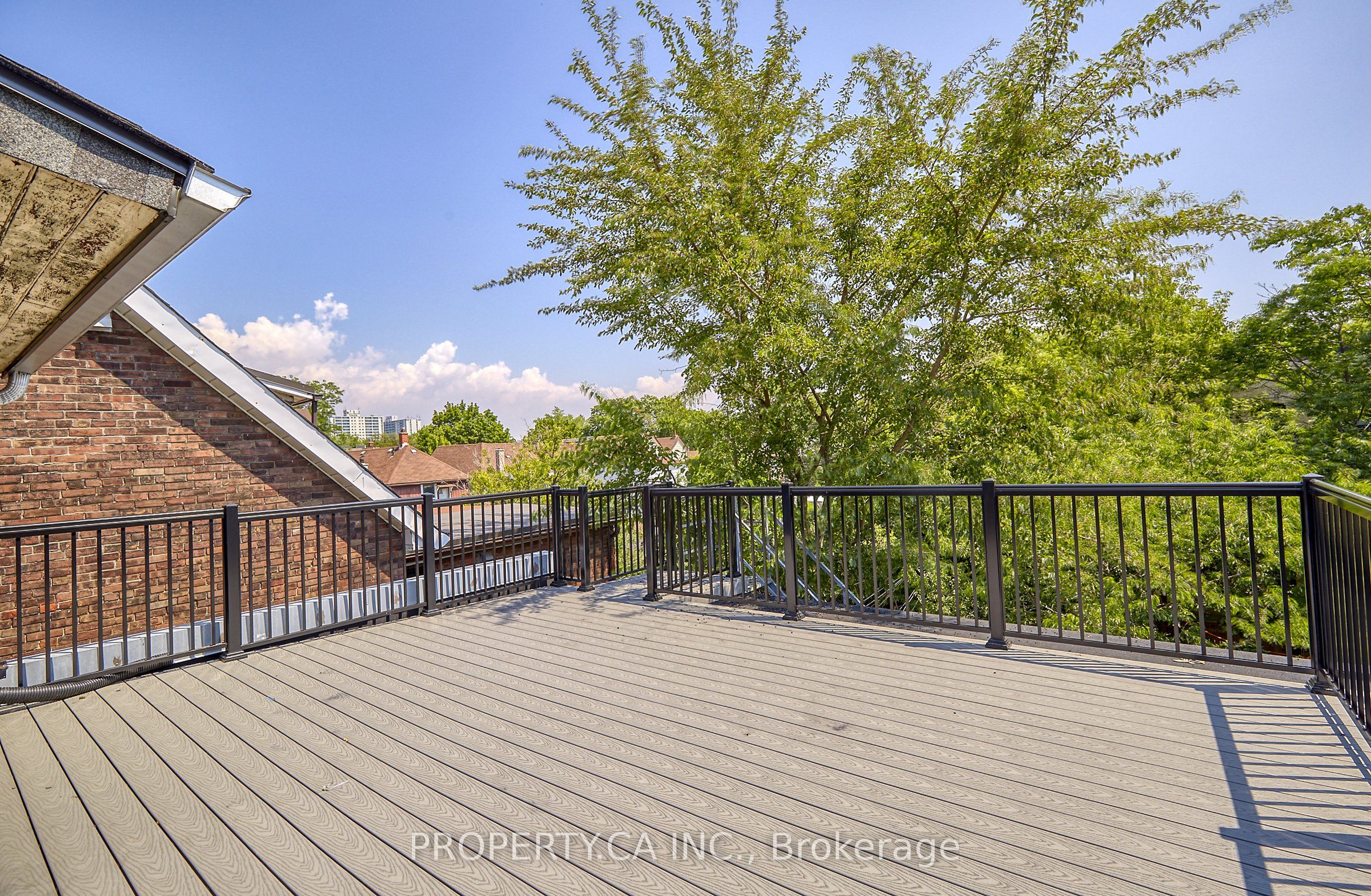 345 Gladstone Avenue Property Photo 50