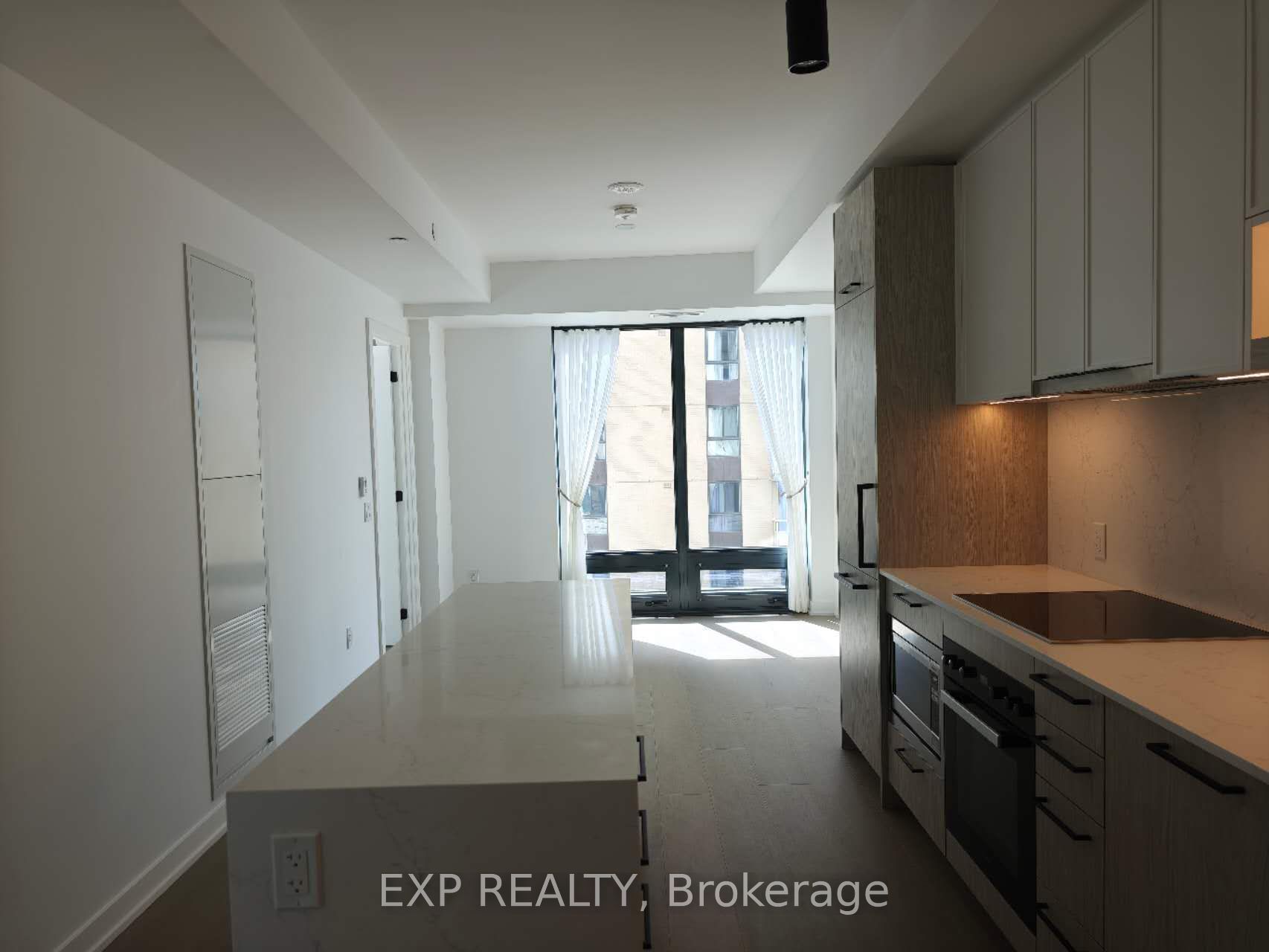 91 Montclair Avenue 902 Property Photo 11