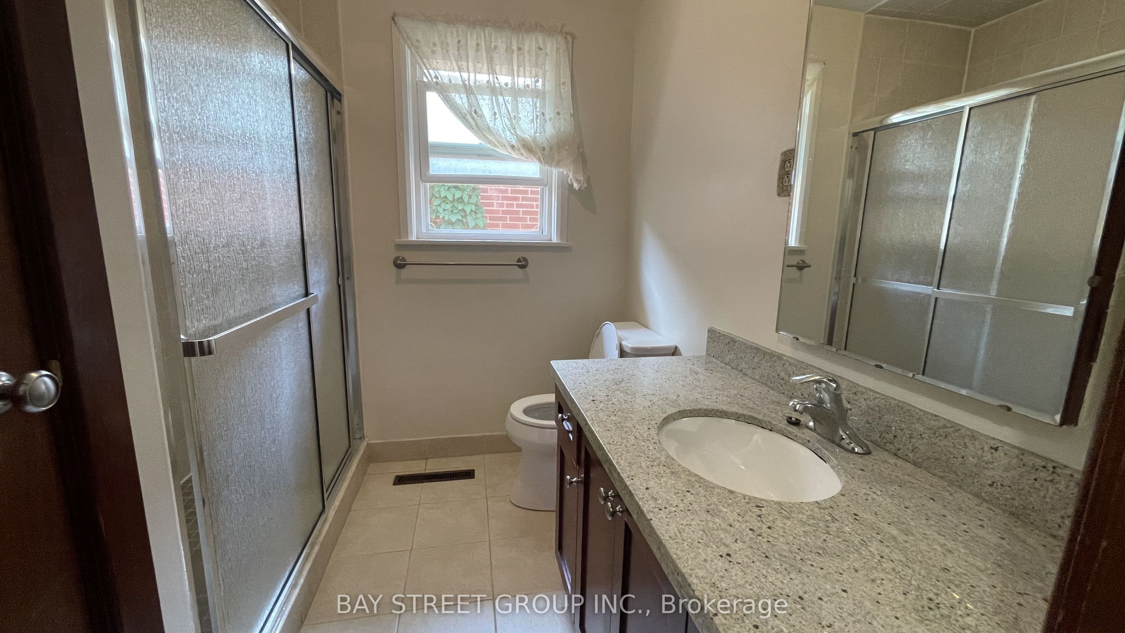 260 Moore Park Avenue Property Photo 14