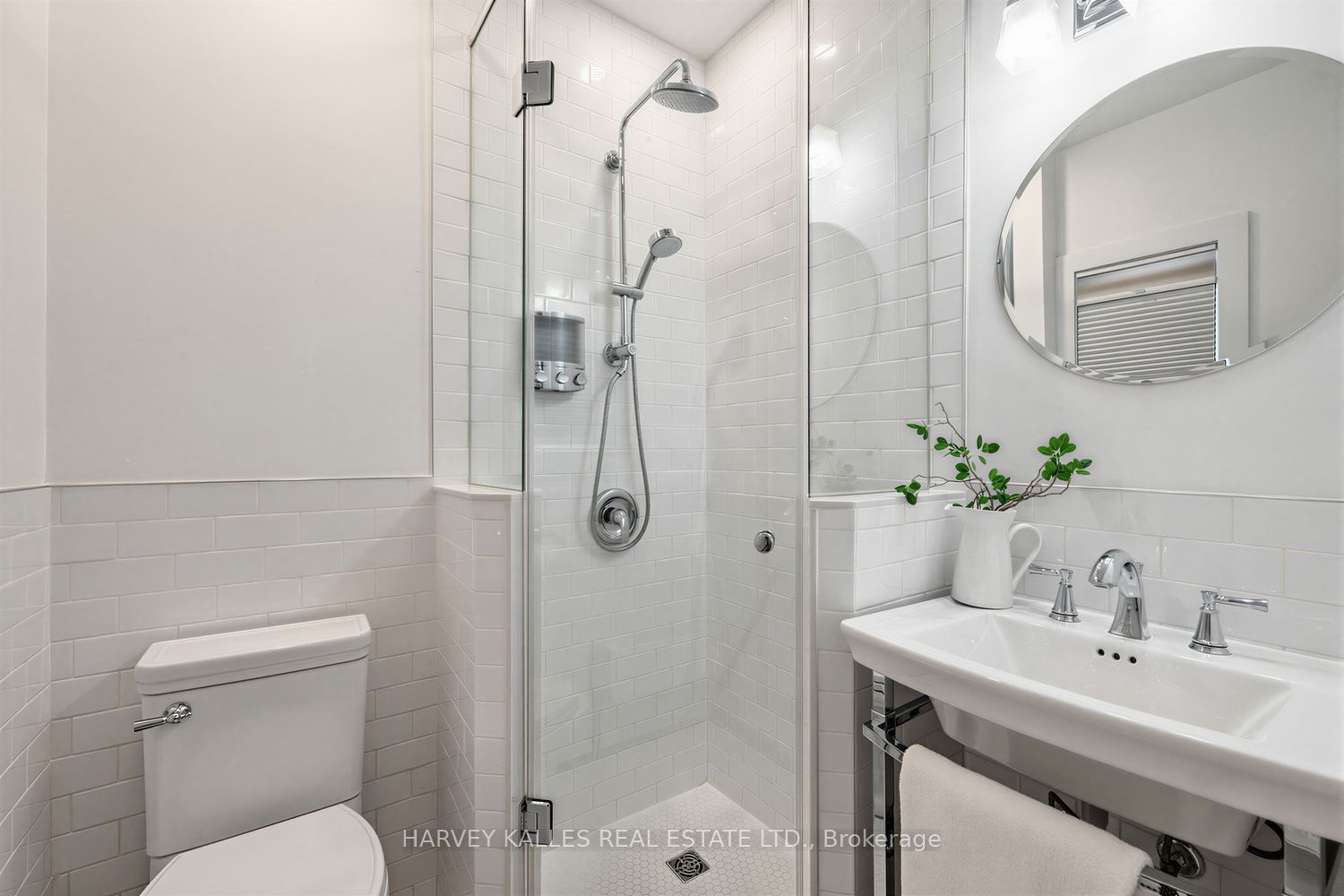 61 Appleton Avenue Property Photo 9