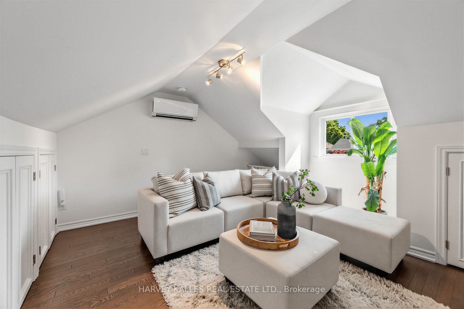 61 Appleton Avenue Property Photo 24