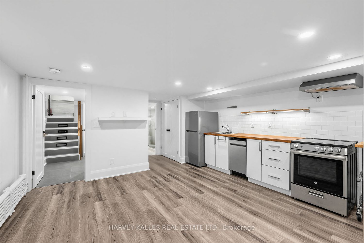 61 Appleton Avenue Property Photo 28