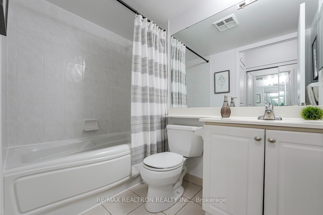 4968 Yonge Street 1505 Property Photo 19