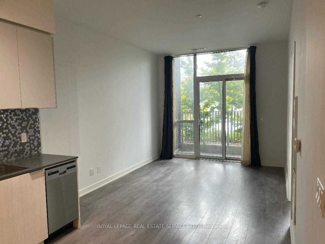 2 Sonic Way 101 Property Photo 5