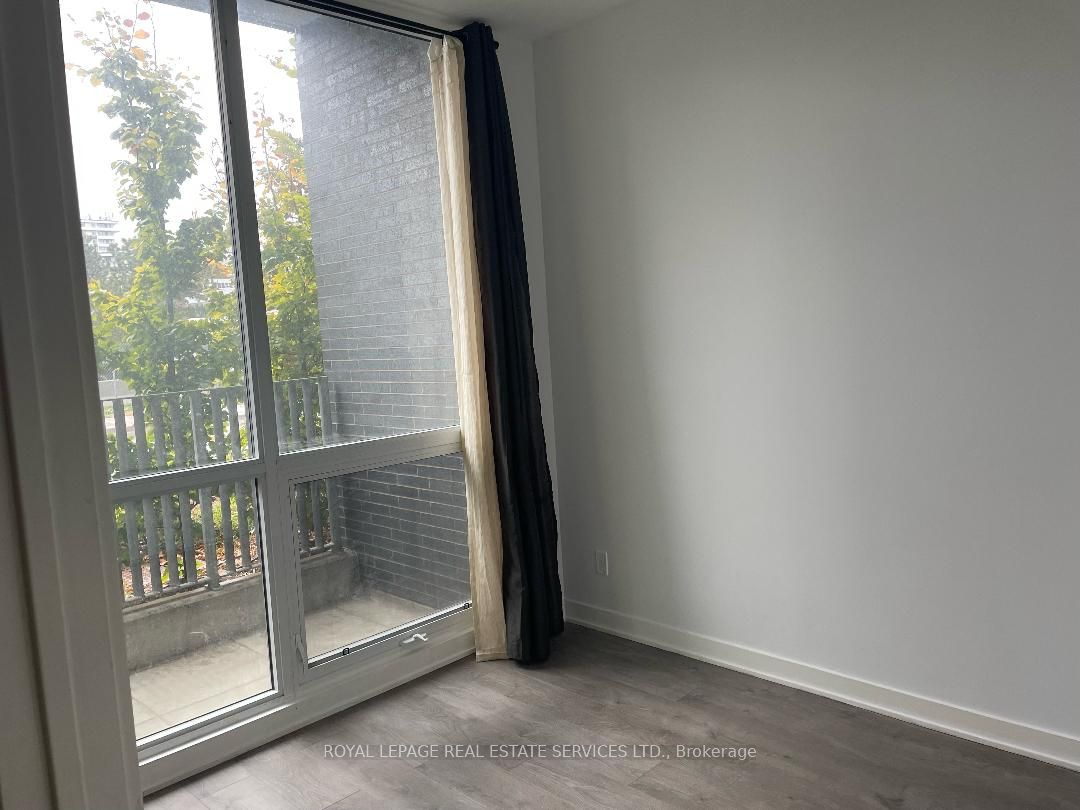 2 Sonic Way 101 Property Photo 6