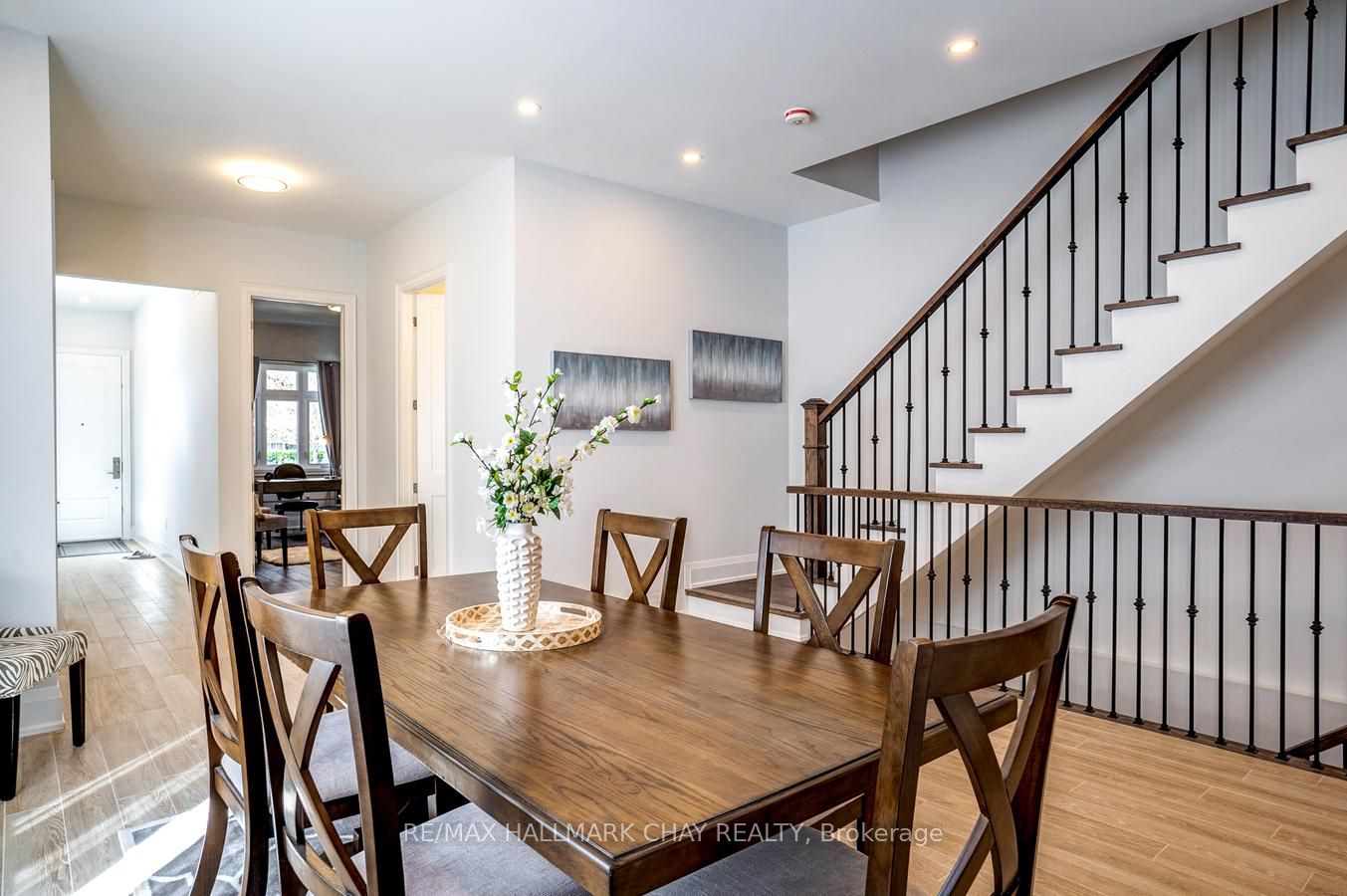 611 Northcliffe Boulevard Property Photo 12