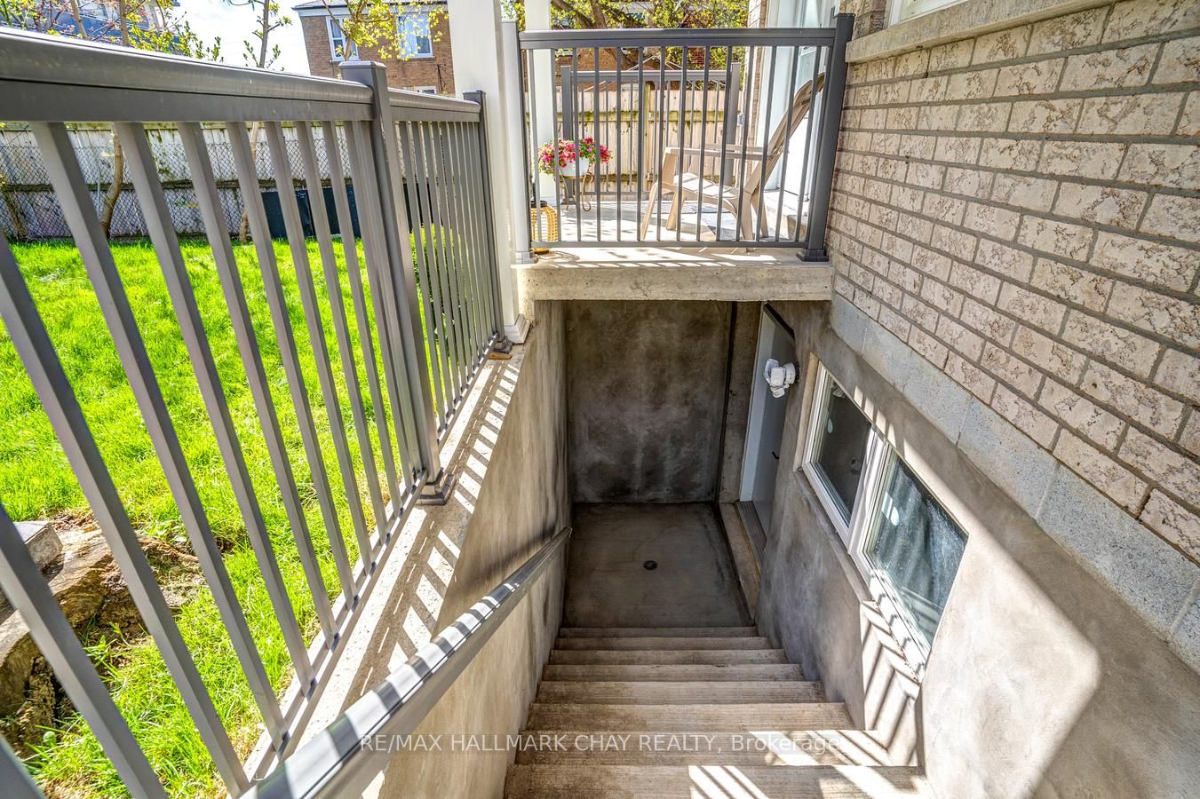 611 Northcliffe Boulevard Property Photo 26