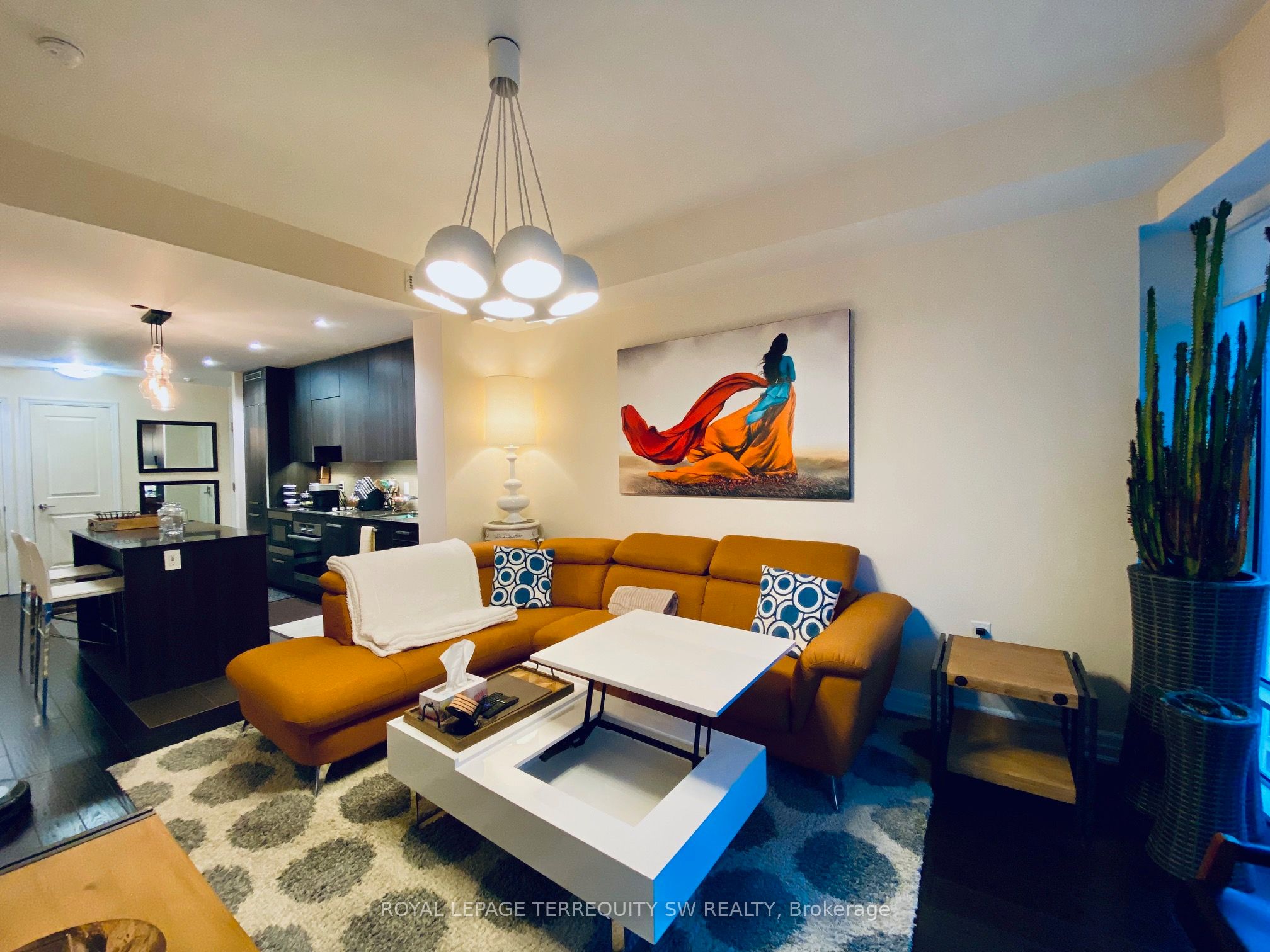 8 The Esplanade 2012 Property Photo 2