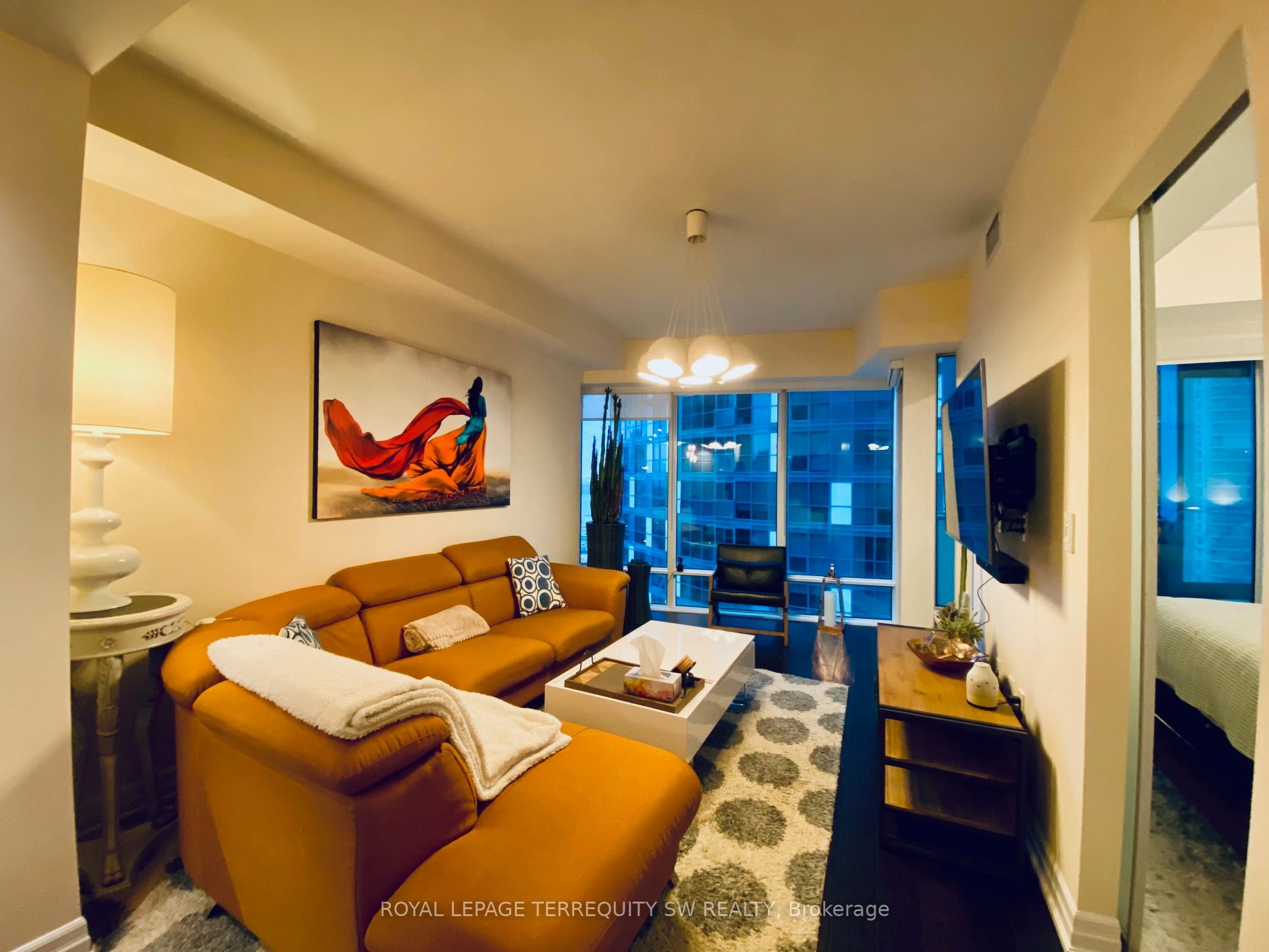 8 The Esplanade 2012 Property Photo 8