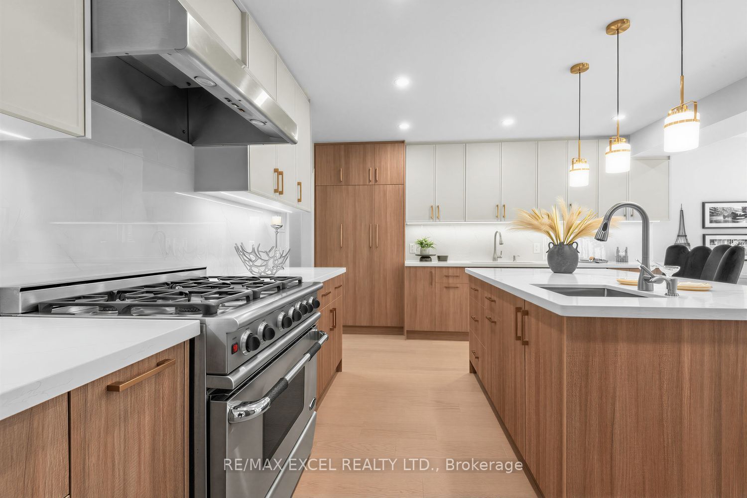 28 Robinter Drive Property Photo 10