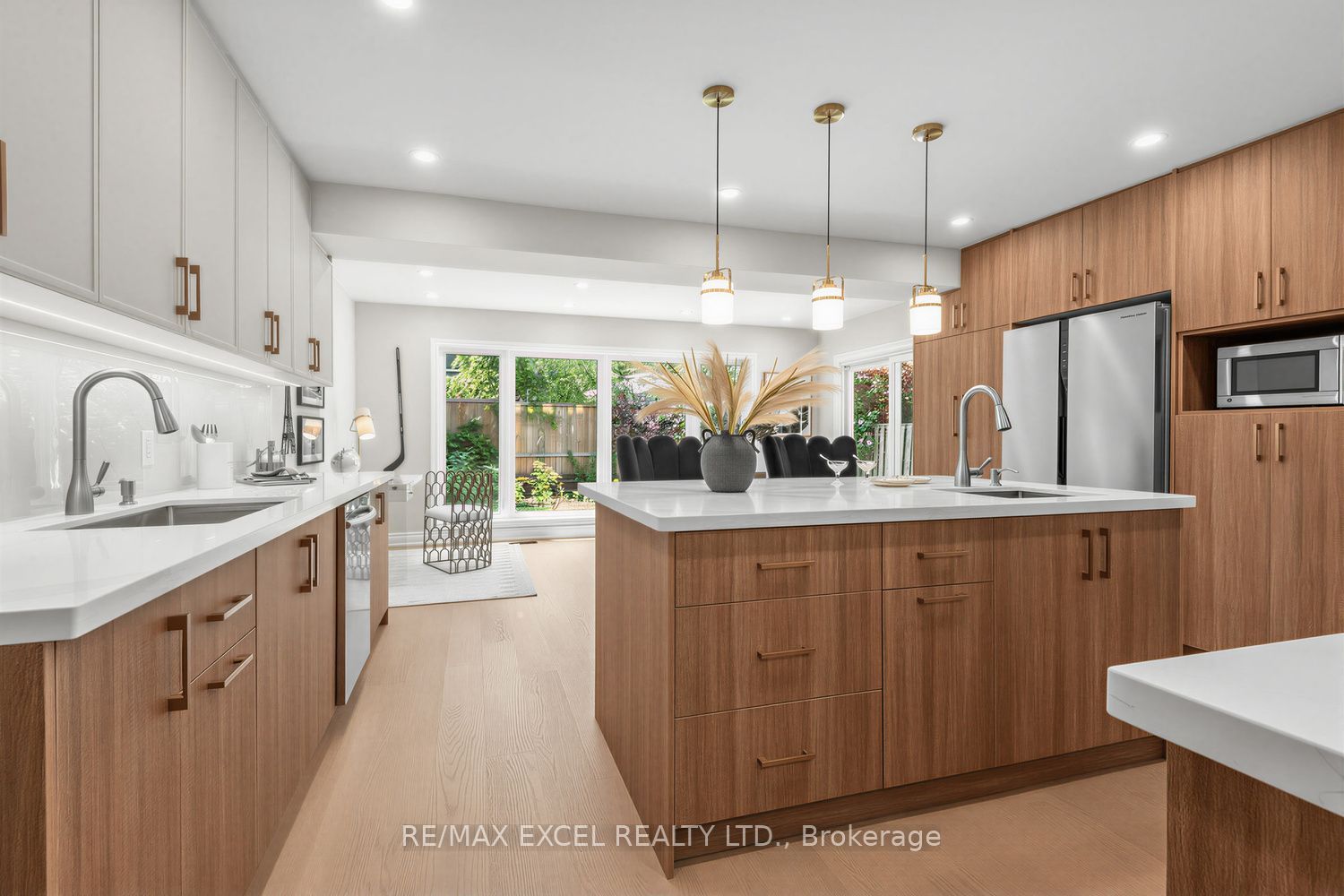 28 Robinter Drive Property Photo 11