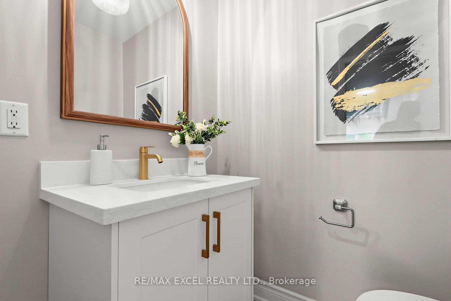 28 Robinter Drive Property Photo 20