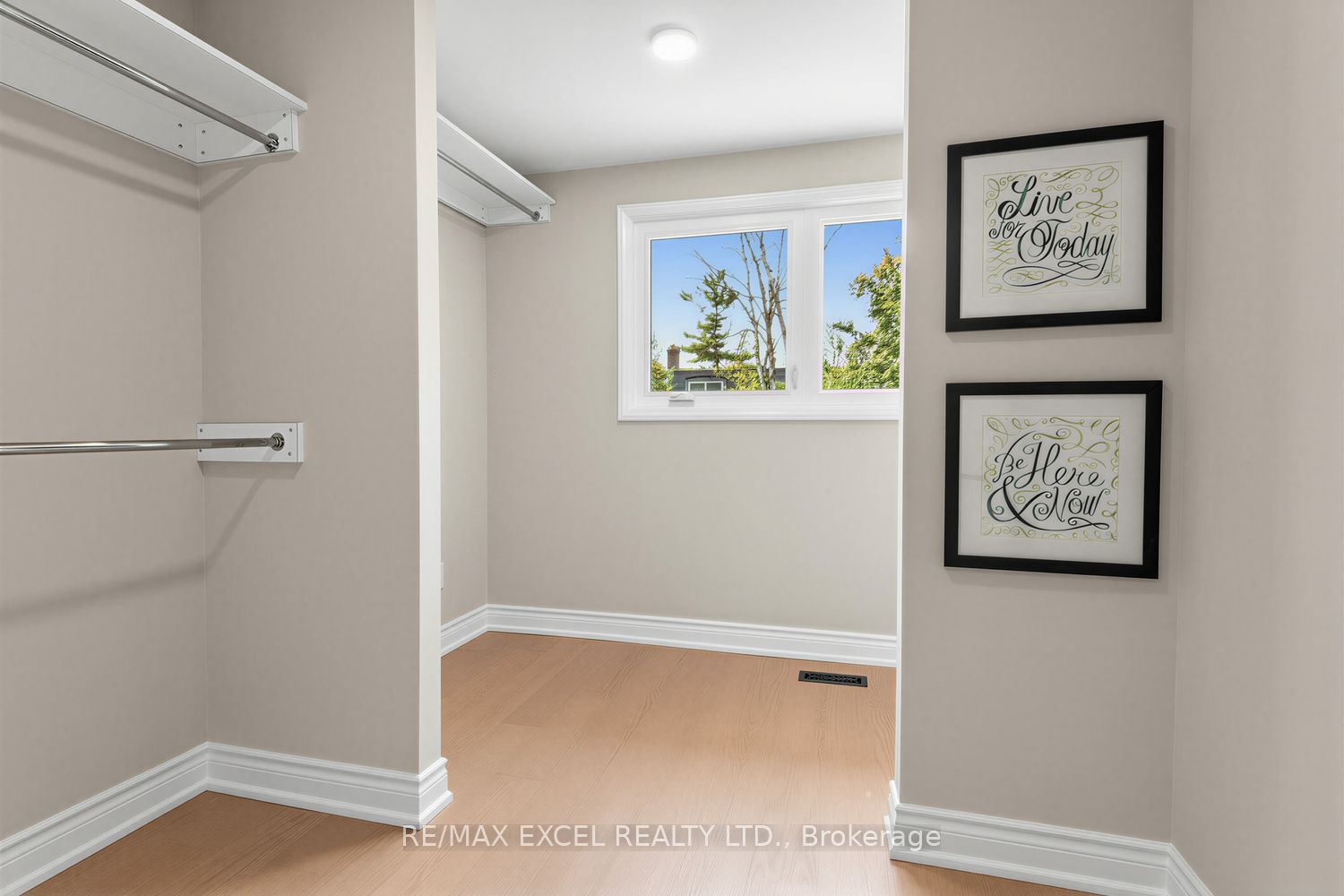 28 Robinter Drive Property Photo 26