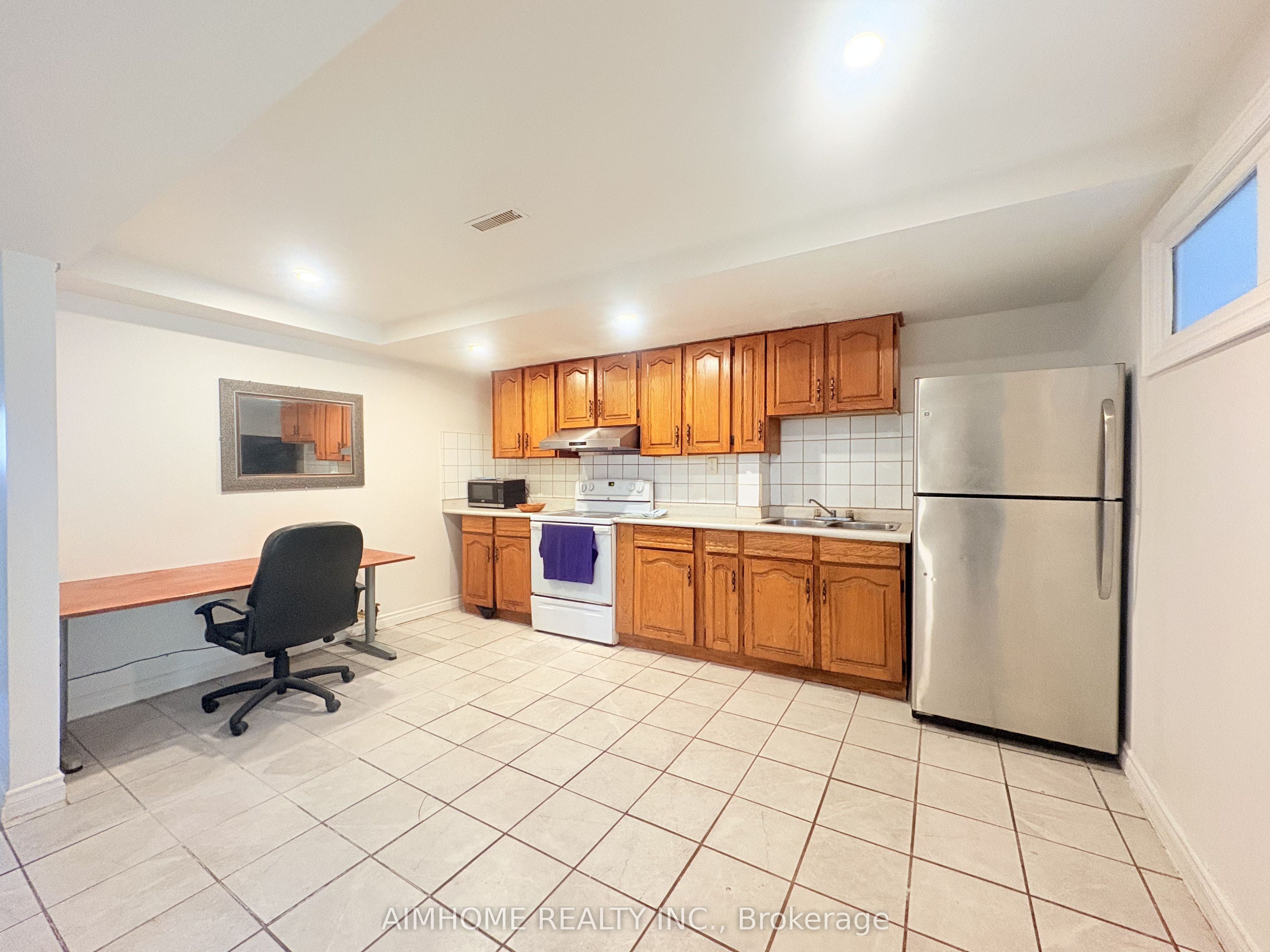 70 Micmac Crescent Property Photo 2