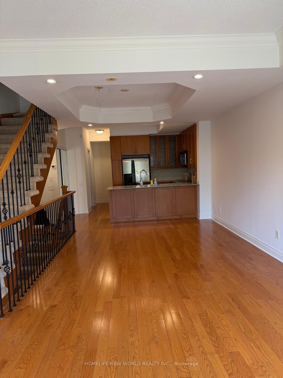 426 Kenneth Avenue 3 Property Photo 2