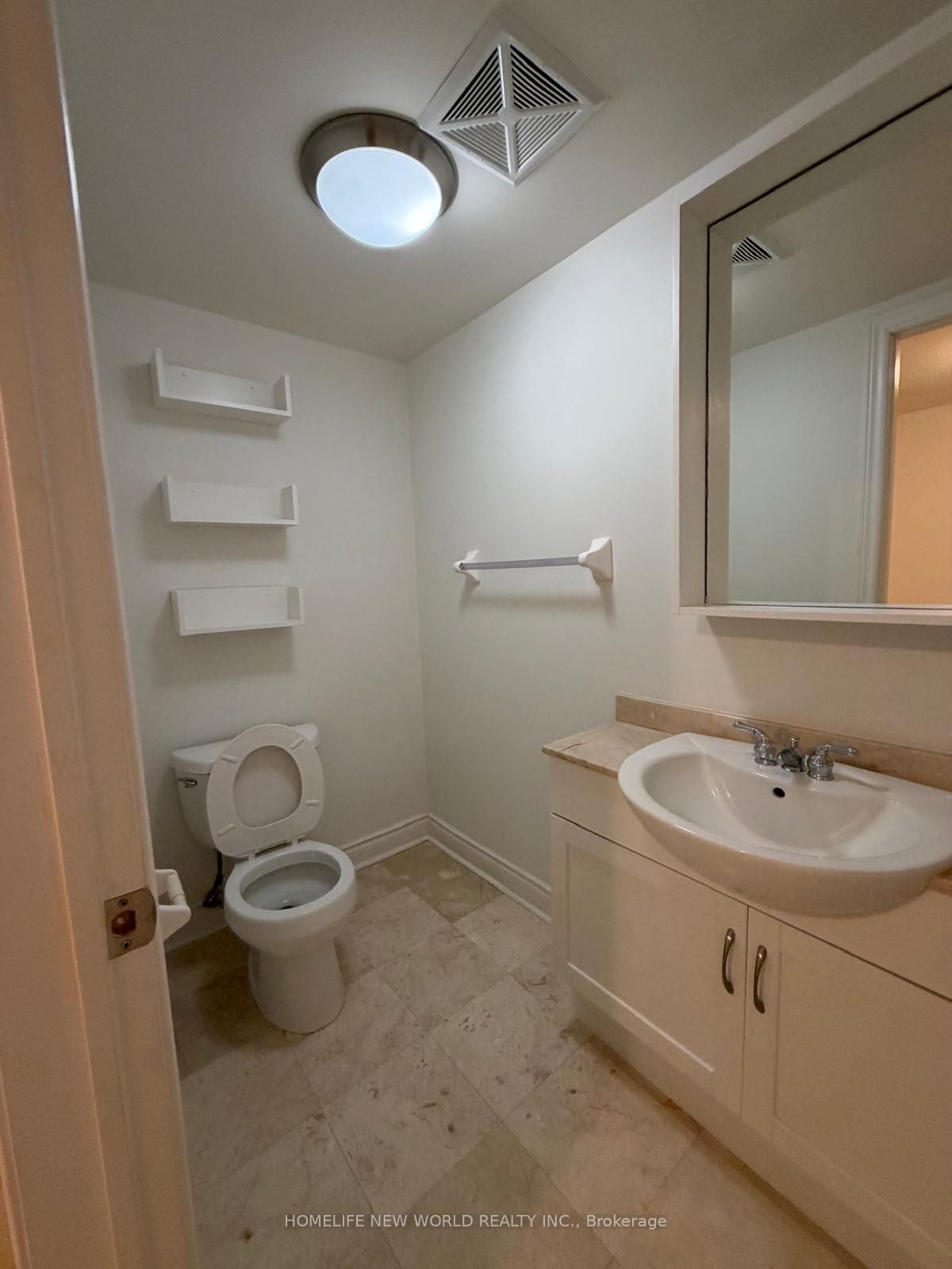 426 Kenneth Avenue 3 Property Photo 6