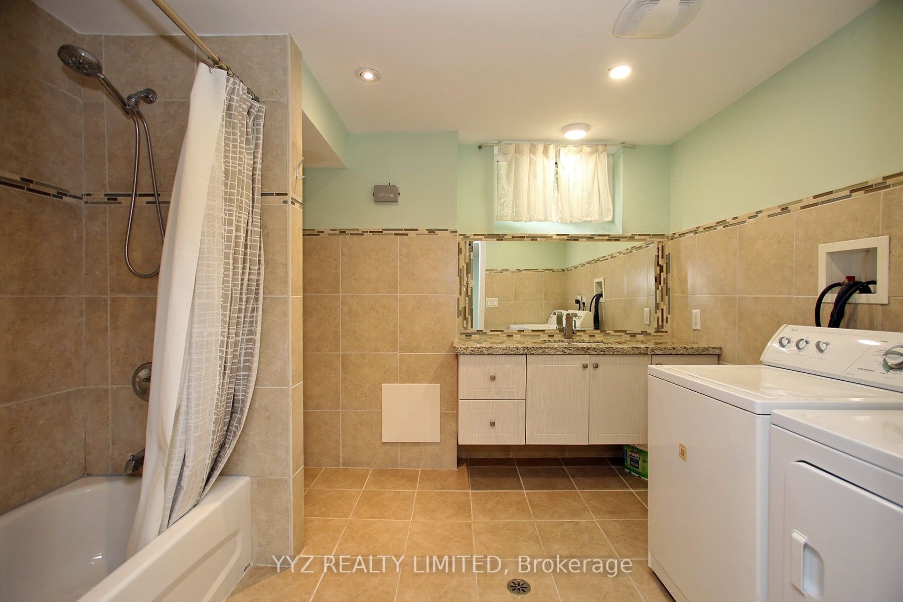 8 Snowcrest Avenue Property Photo 21