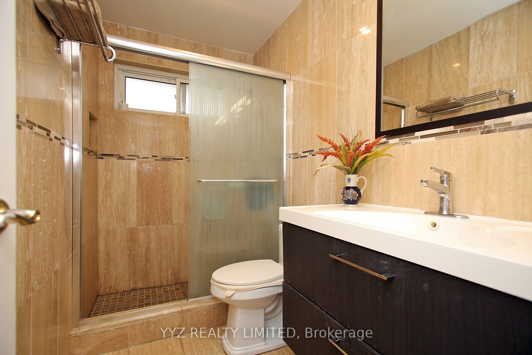 8 Snowcrest Avenue Property Photo 22