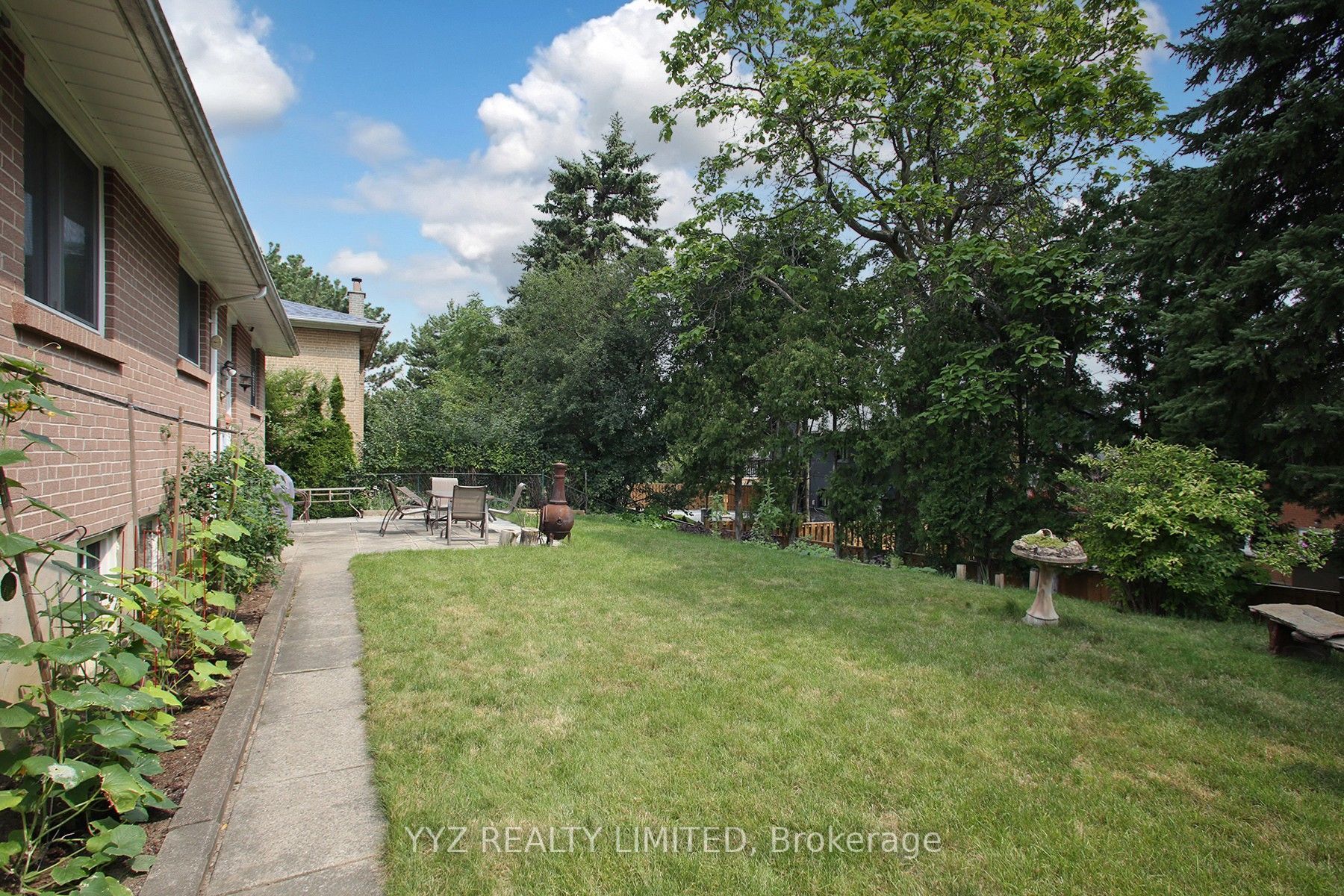 8 Snowcrest Avenue Property Photo 25