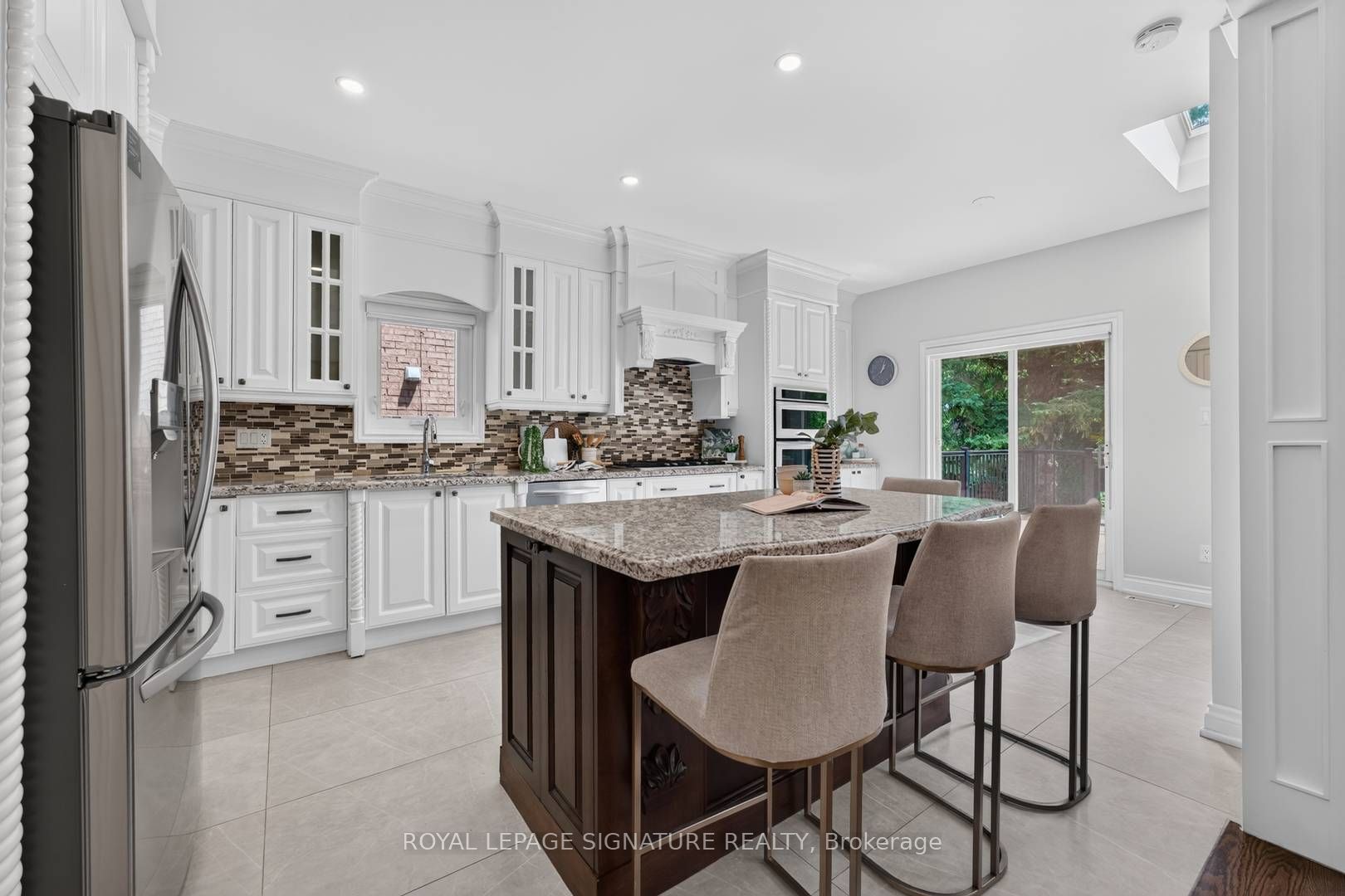 253 Byng Avenue Property Photo 16