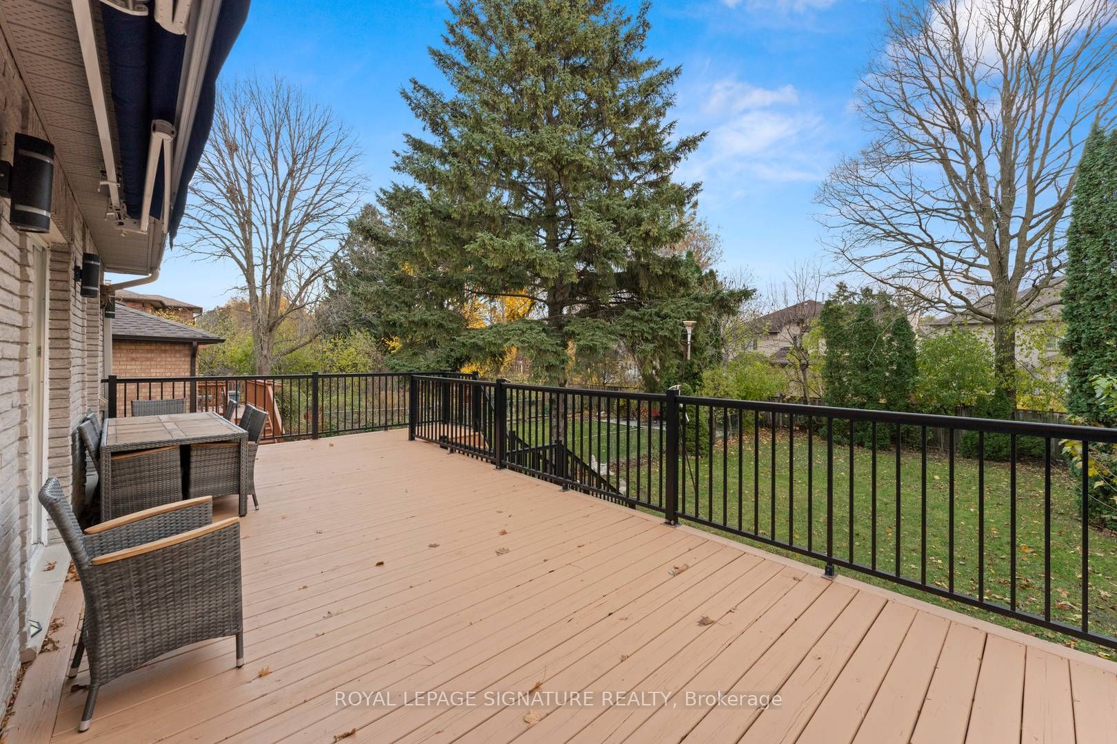 253 Byng Avenue Property Photo 37