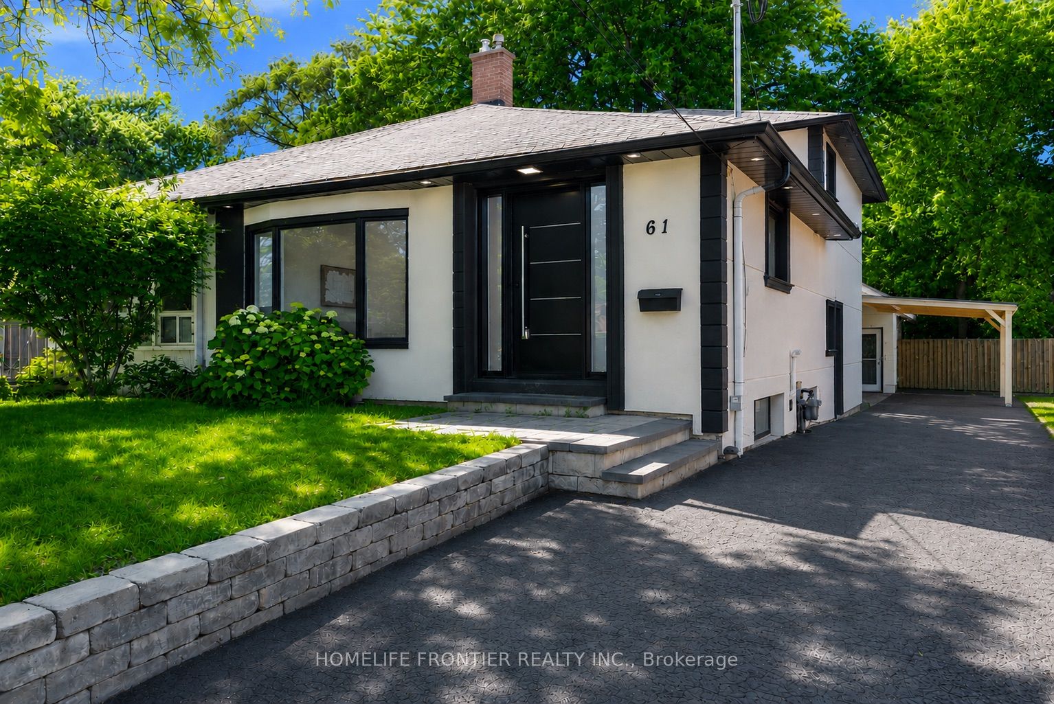 61 Sundial Crescent