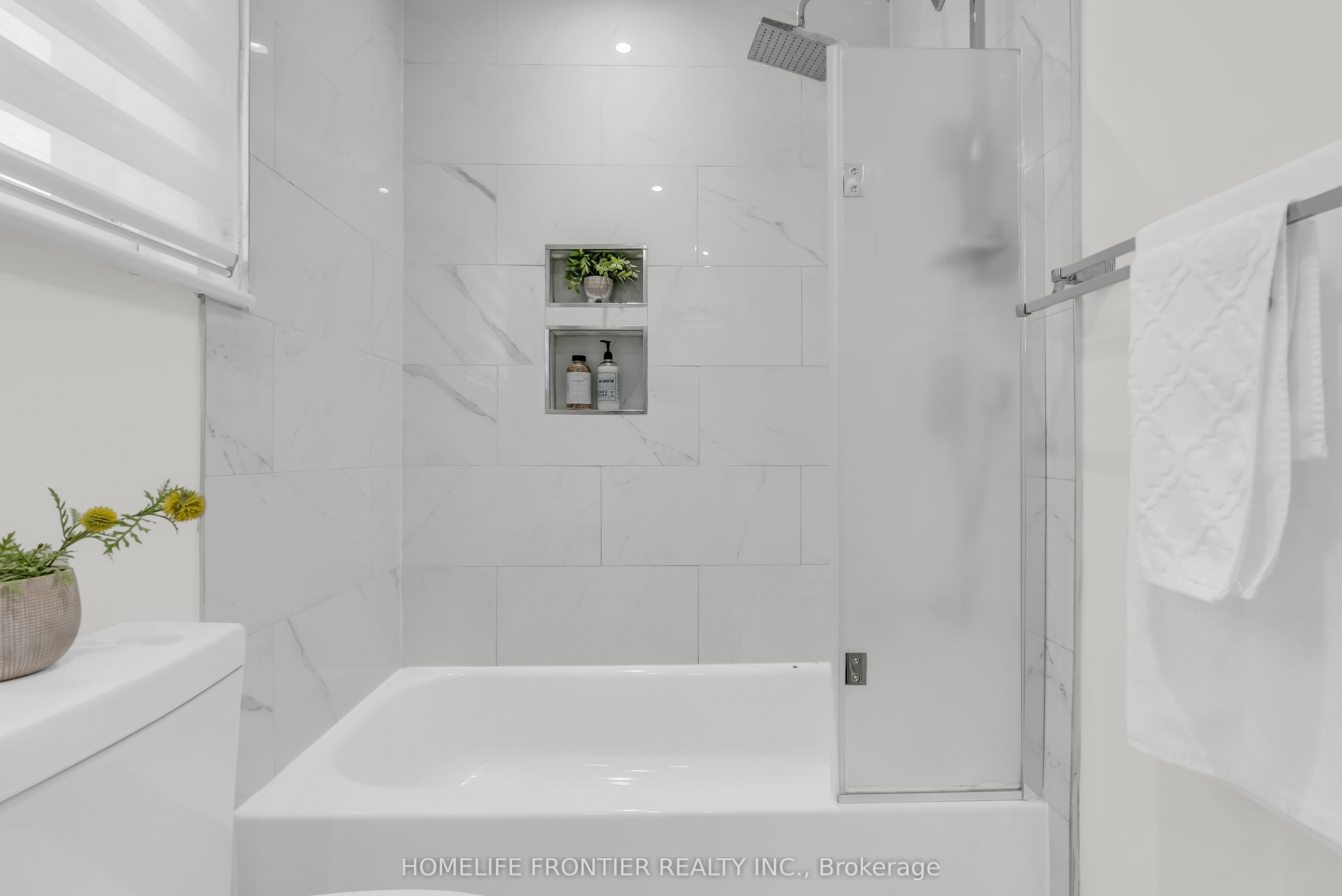 61 Sundial Crescent Property Photo 33