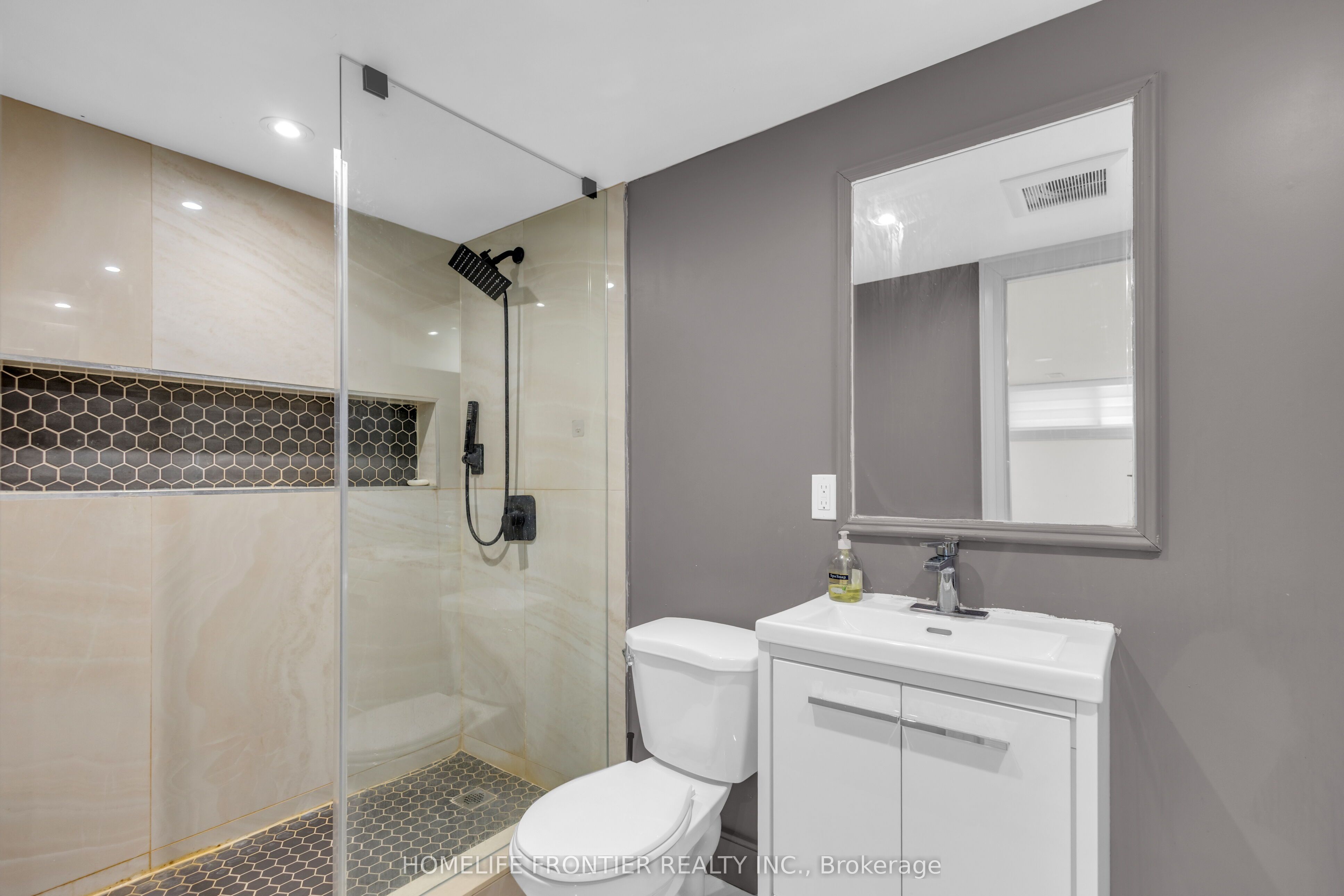 61 Sundial Crescent Property Photo 44
