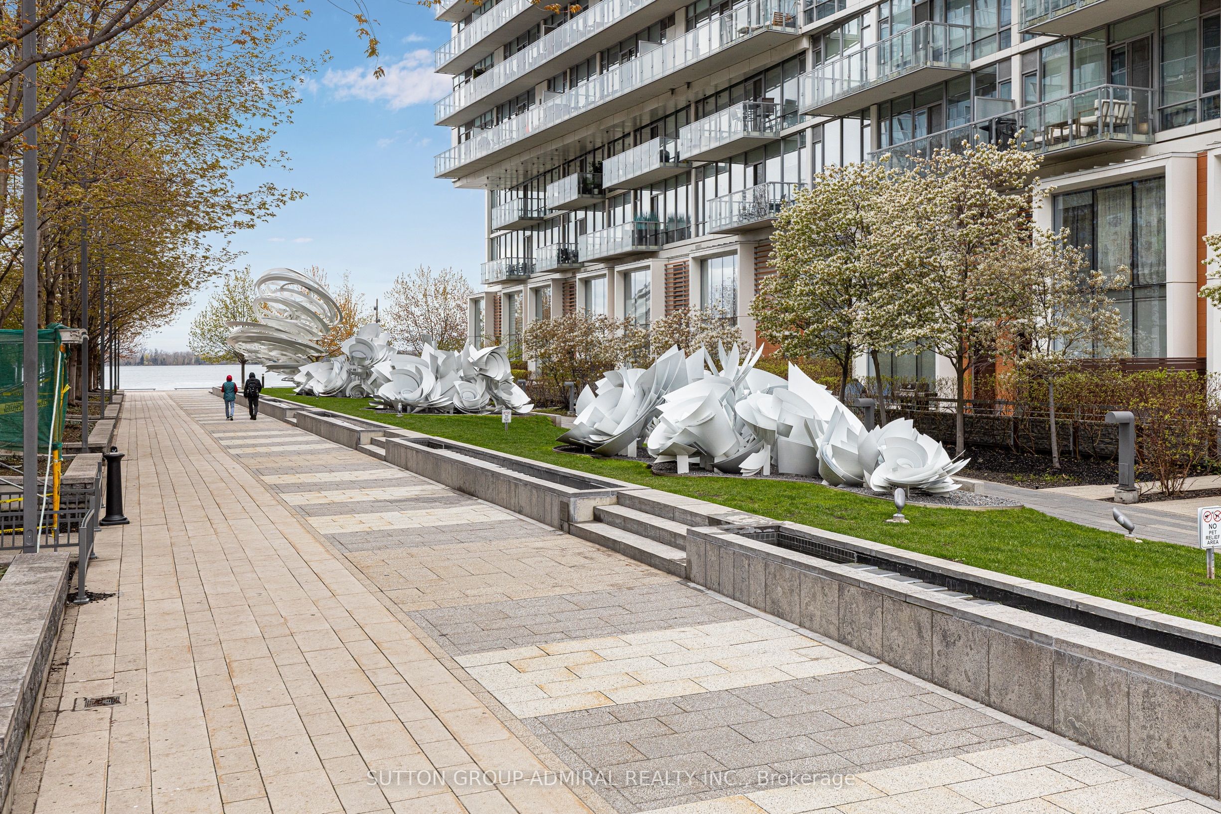 15 Queens Quay E 208 Property Photo 5